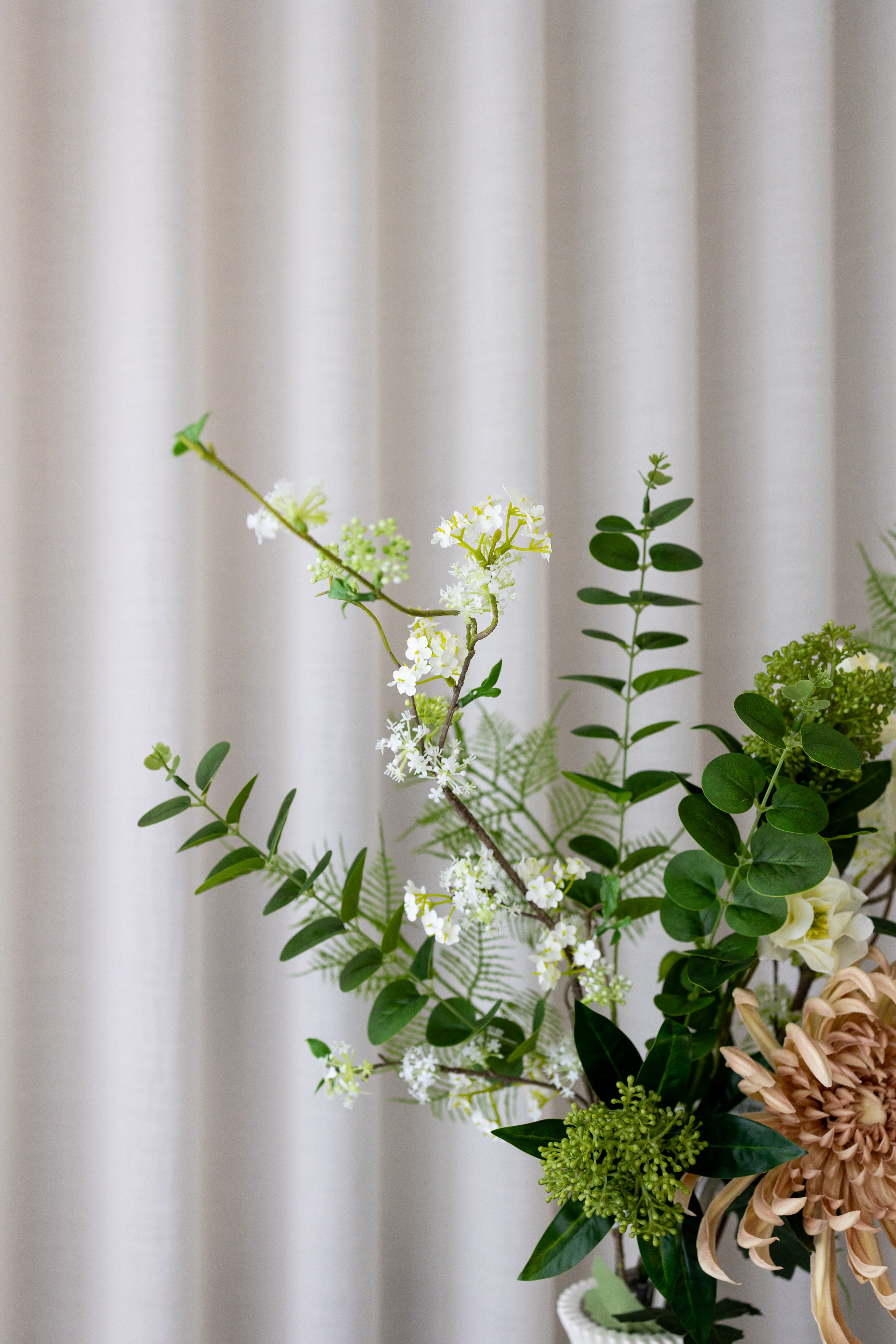 Natural blooming Buket