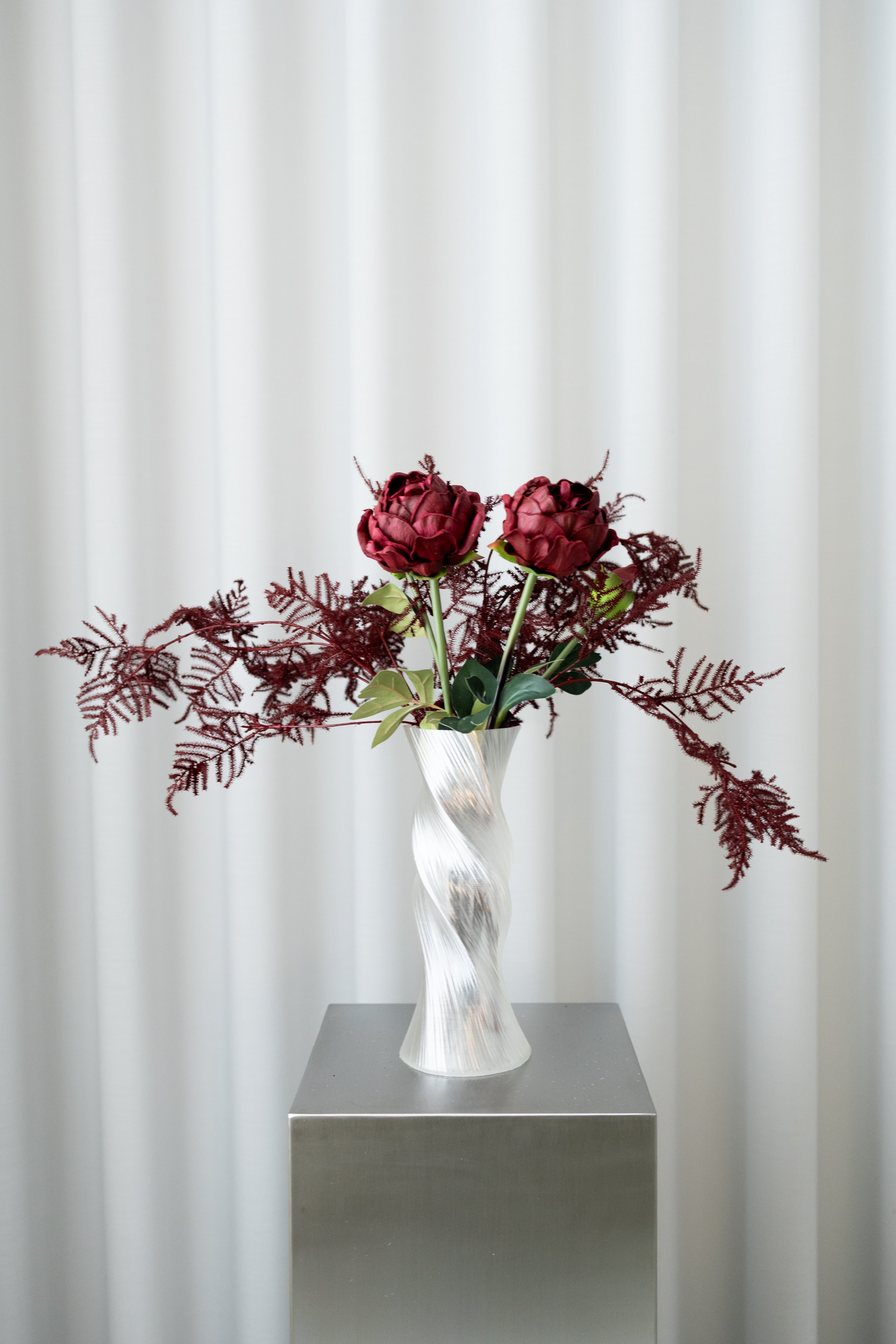 Burnt Bordeaux Buket