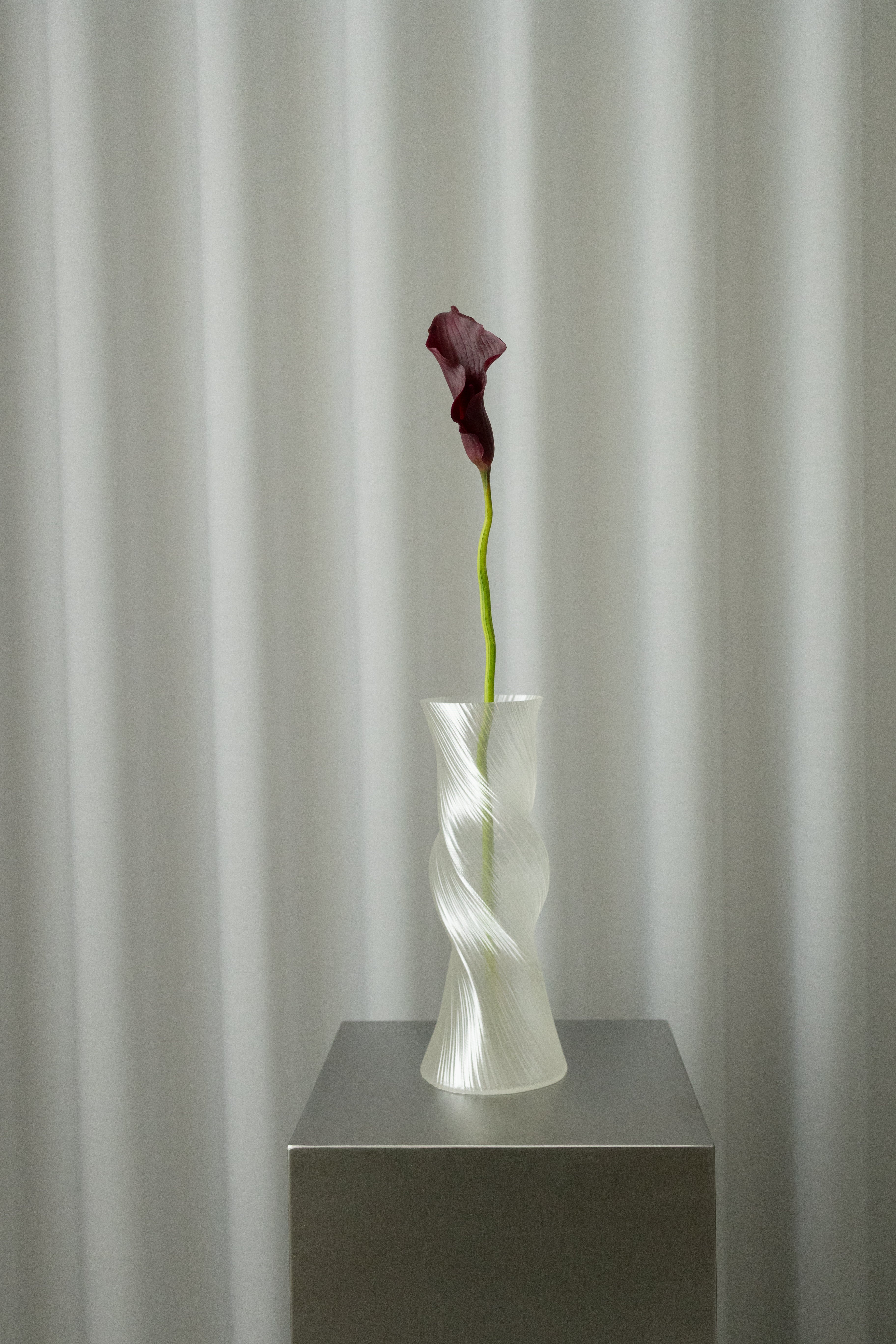 Artificial Lifelike Calla Lily - Bordeaux
