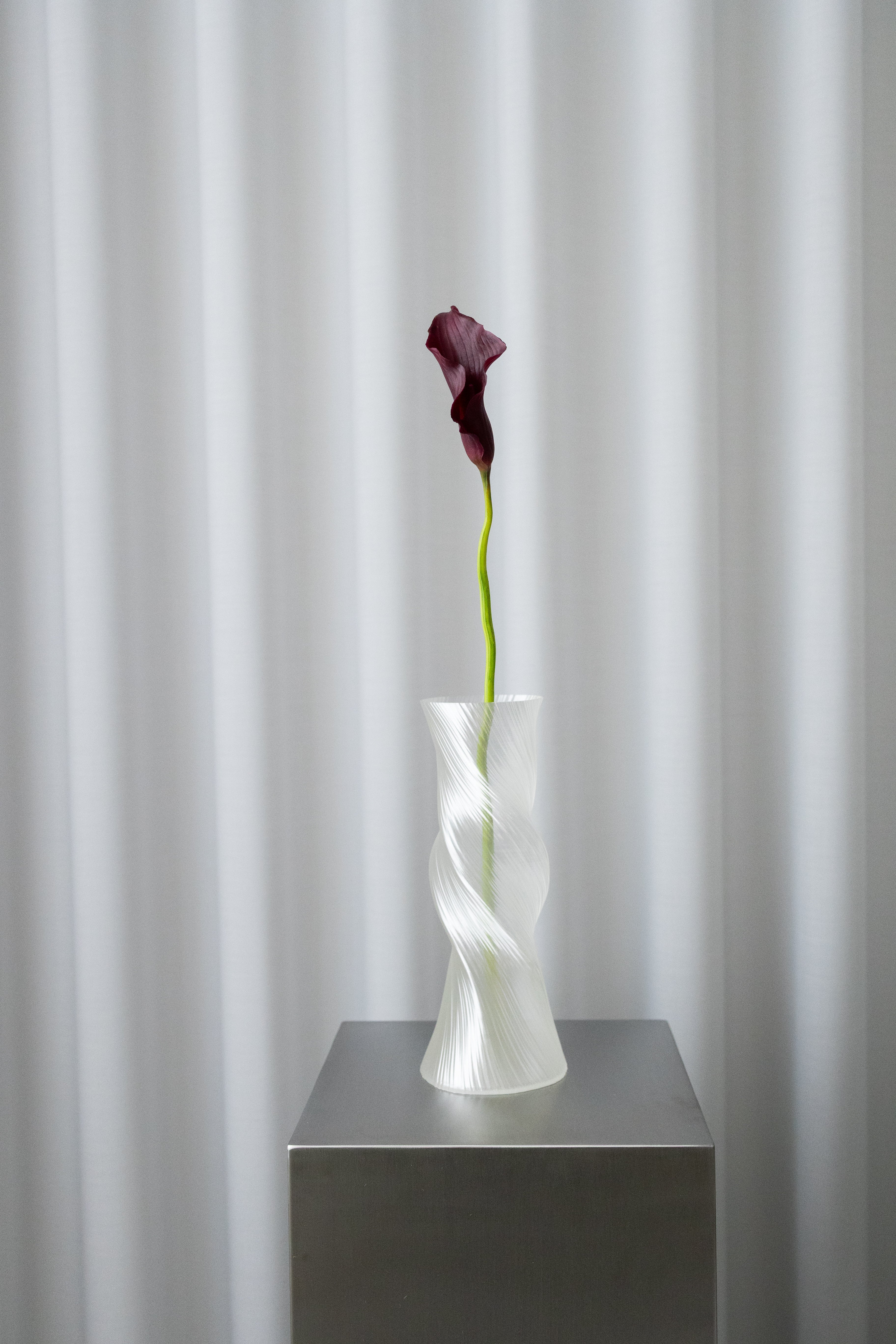 Artificial Lifelike Calla Lily - Bordeaux
