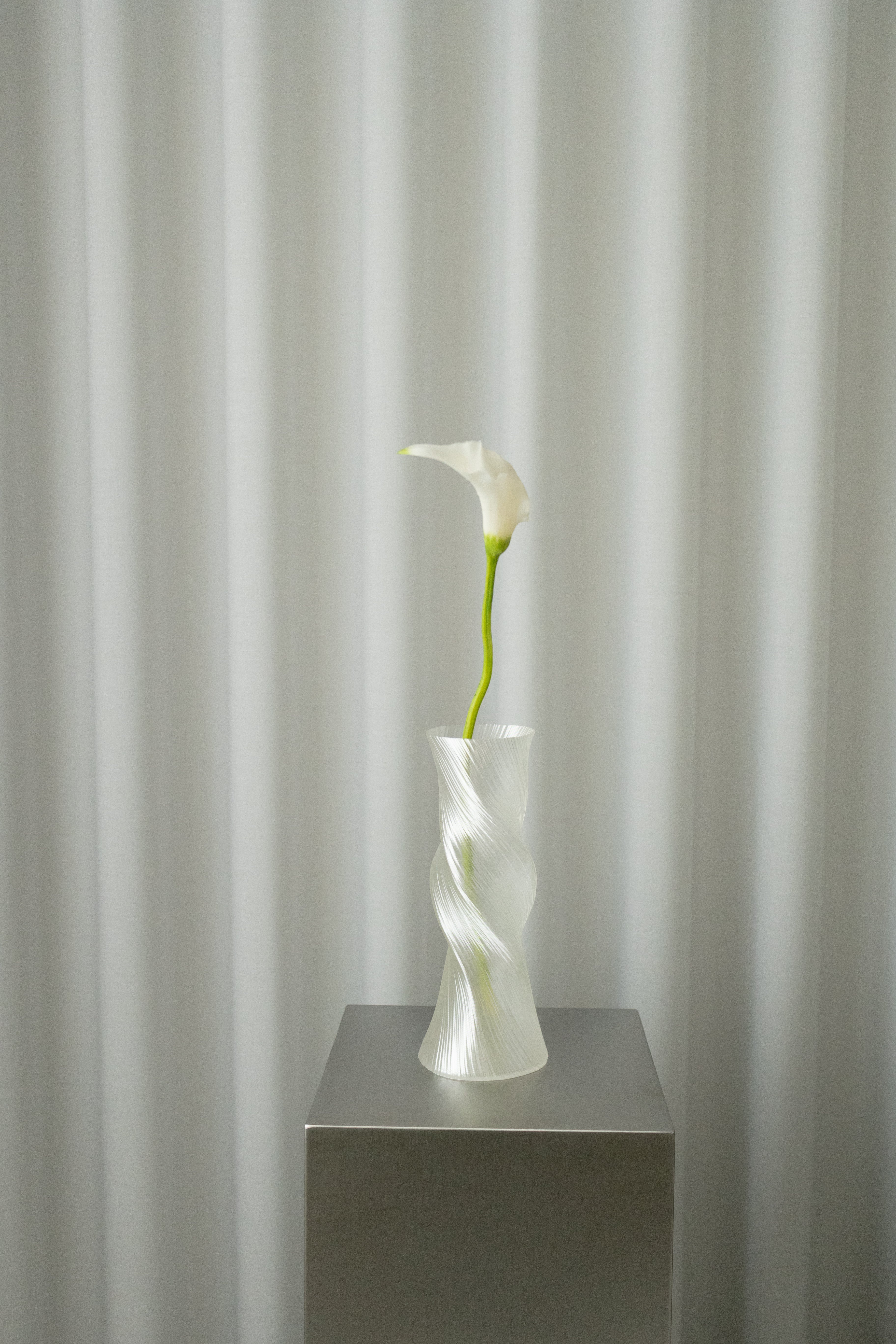 Artificial Lifelike Calla Lily - White