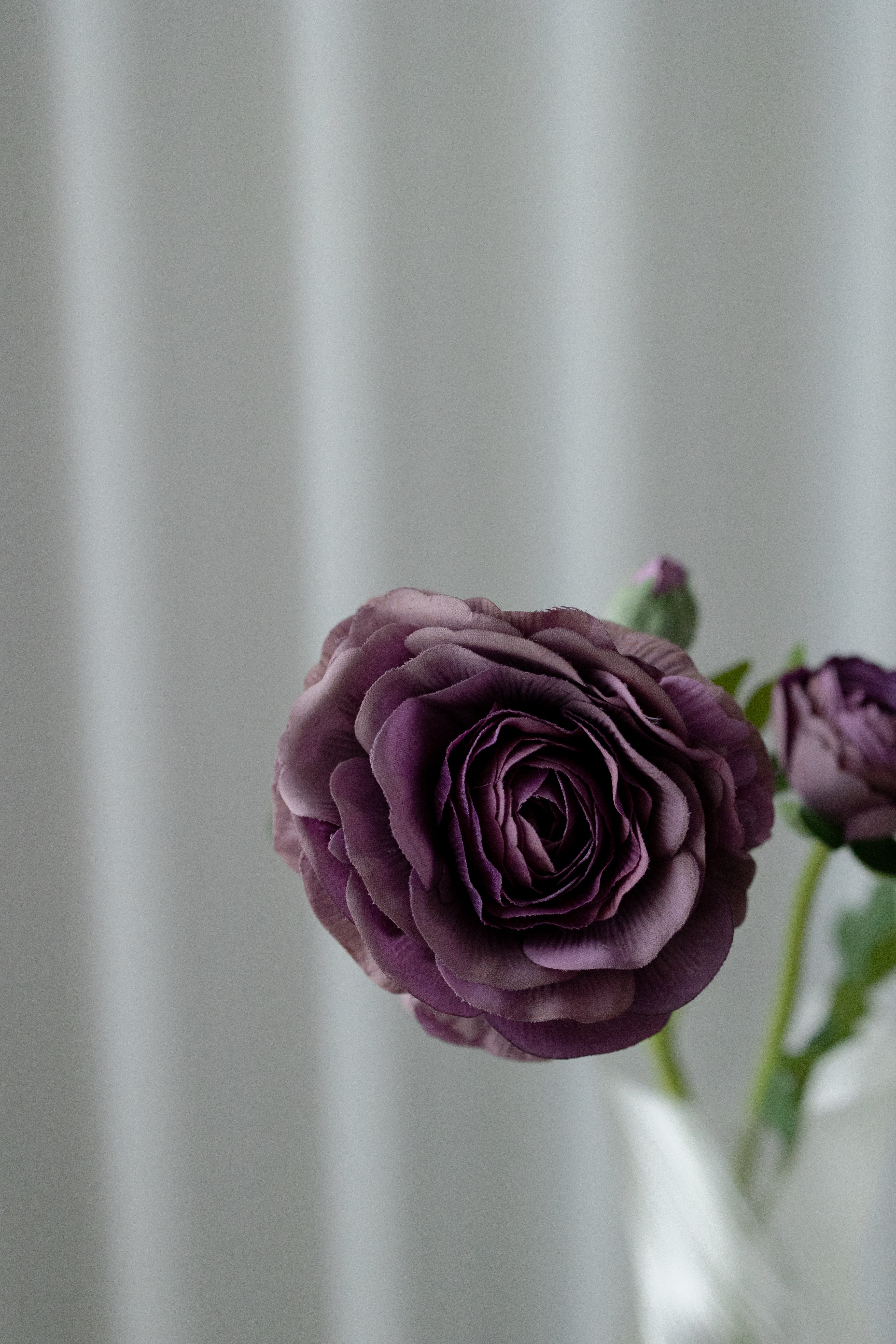 KUNSTIG RANUNKEL - LILLA