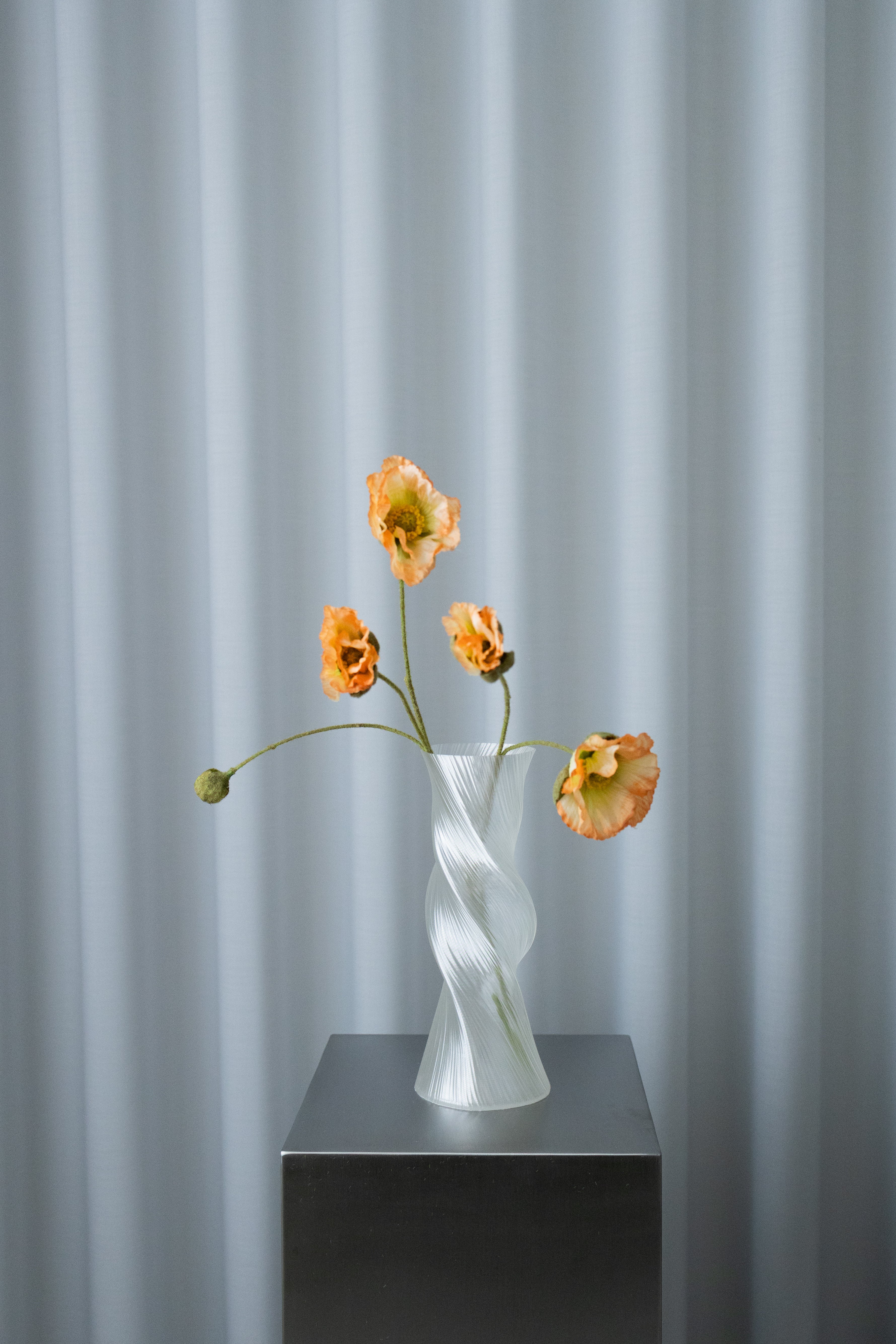 Artificial Lifelike Poppy - Nature Peach