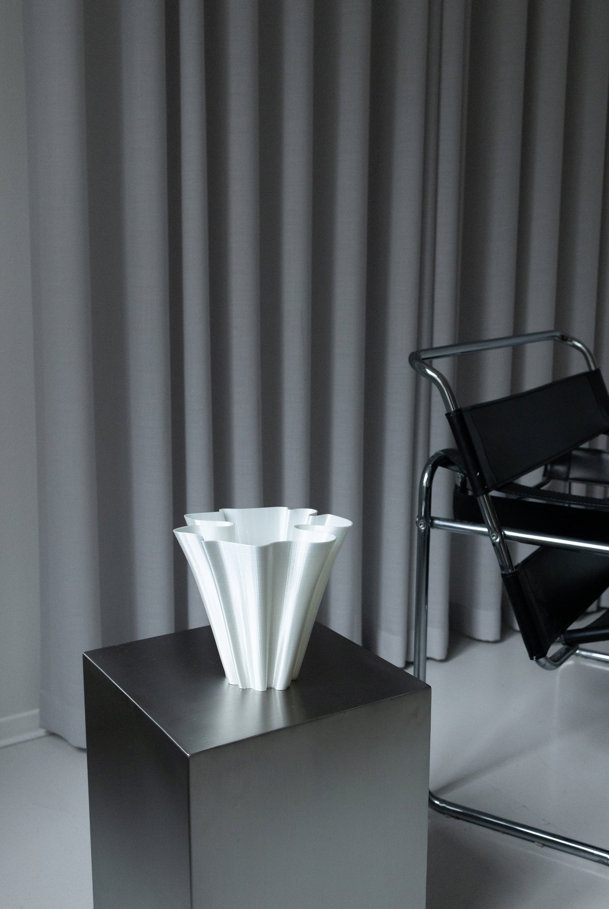 Coral Vase Pearl - Slim