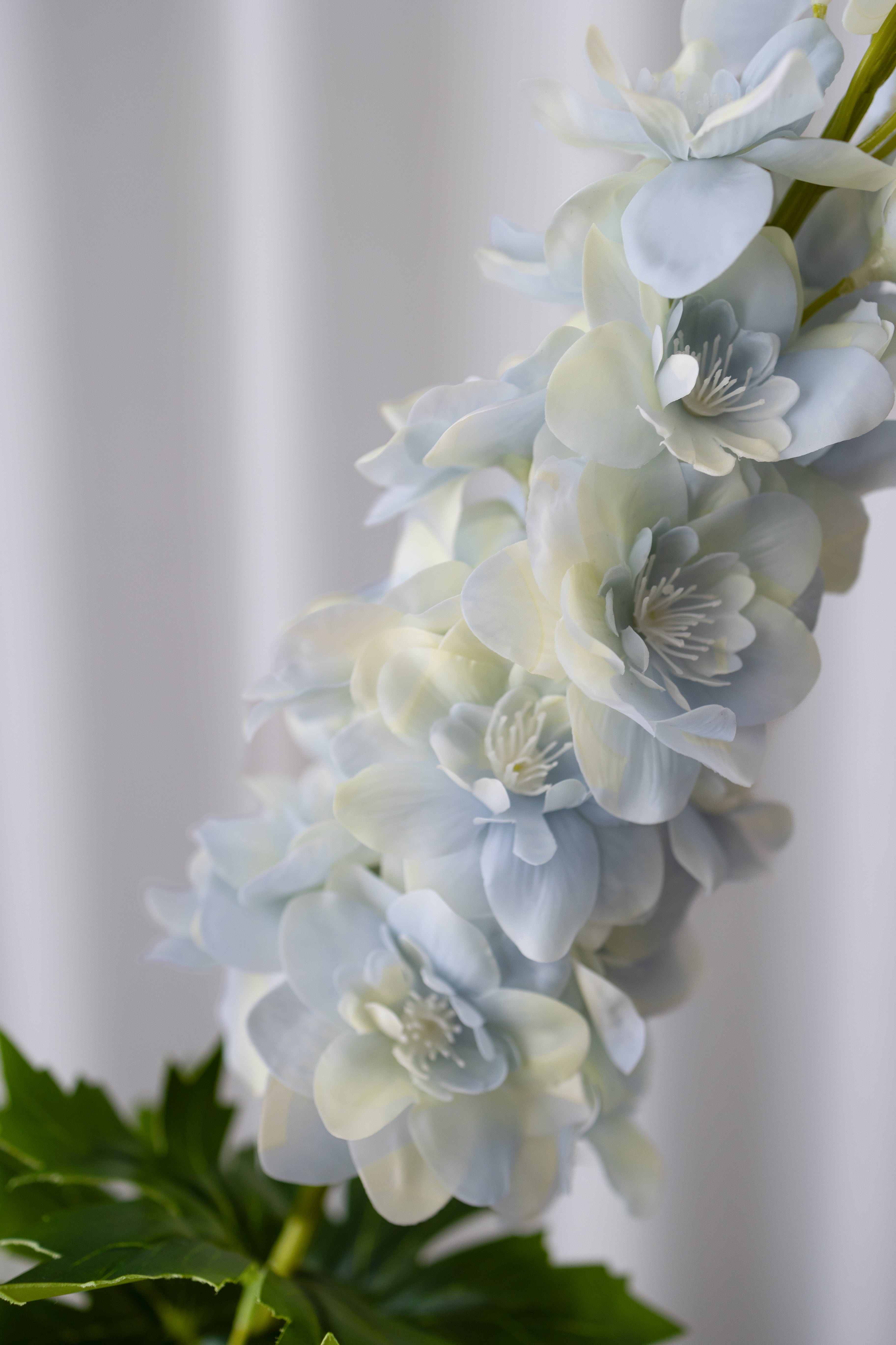 Kunstig Delphinium - Lyseblå