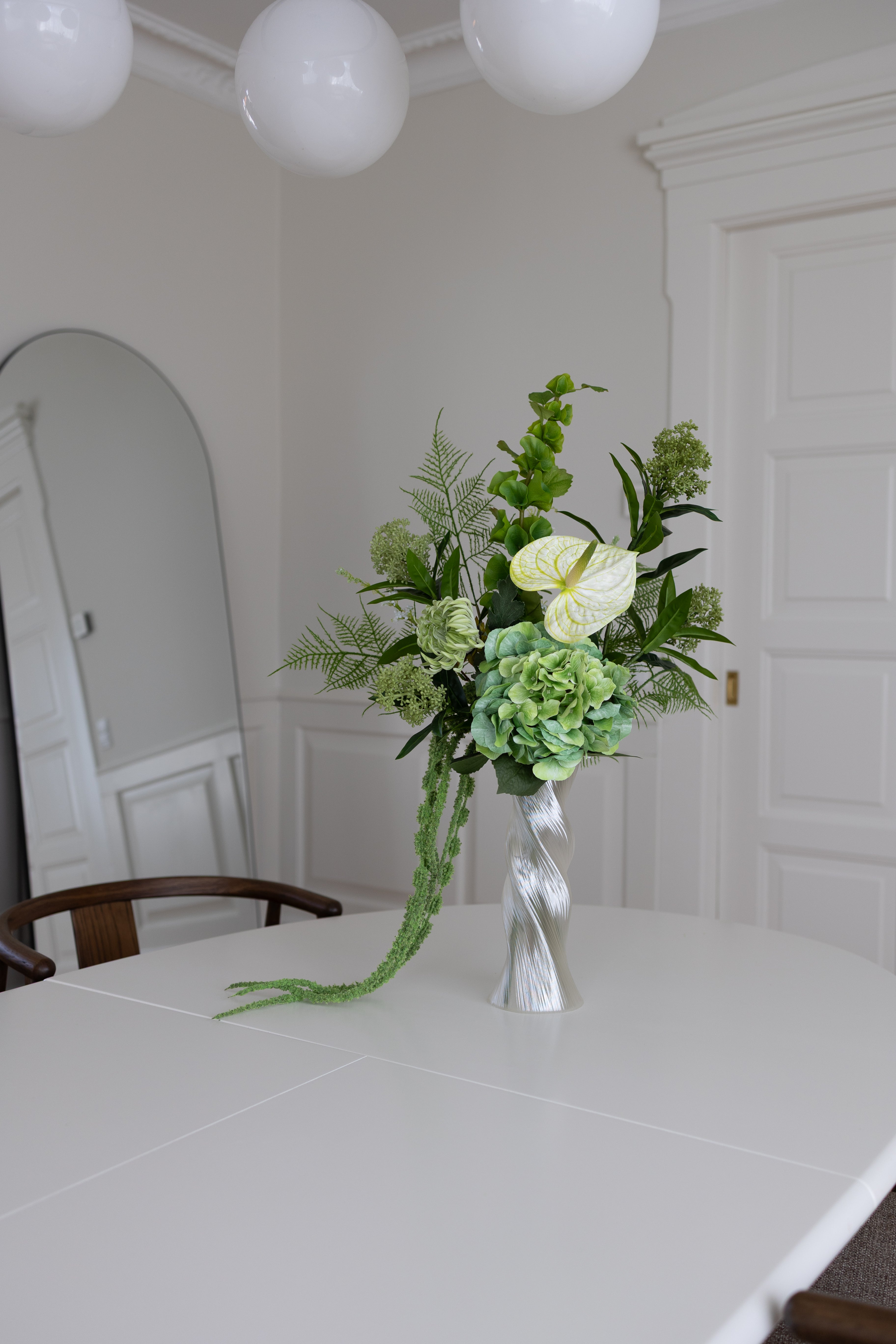 Botanic Balance Bouquet