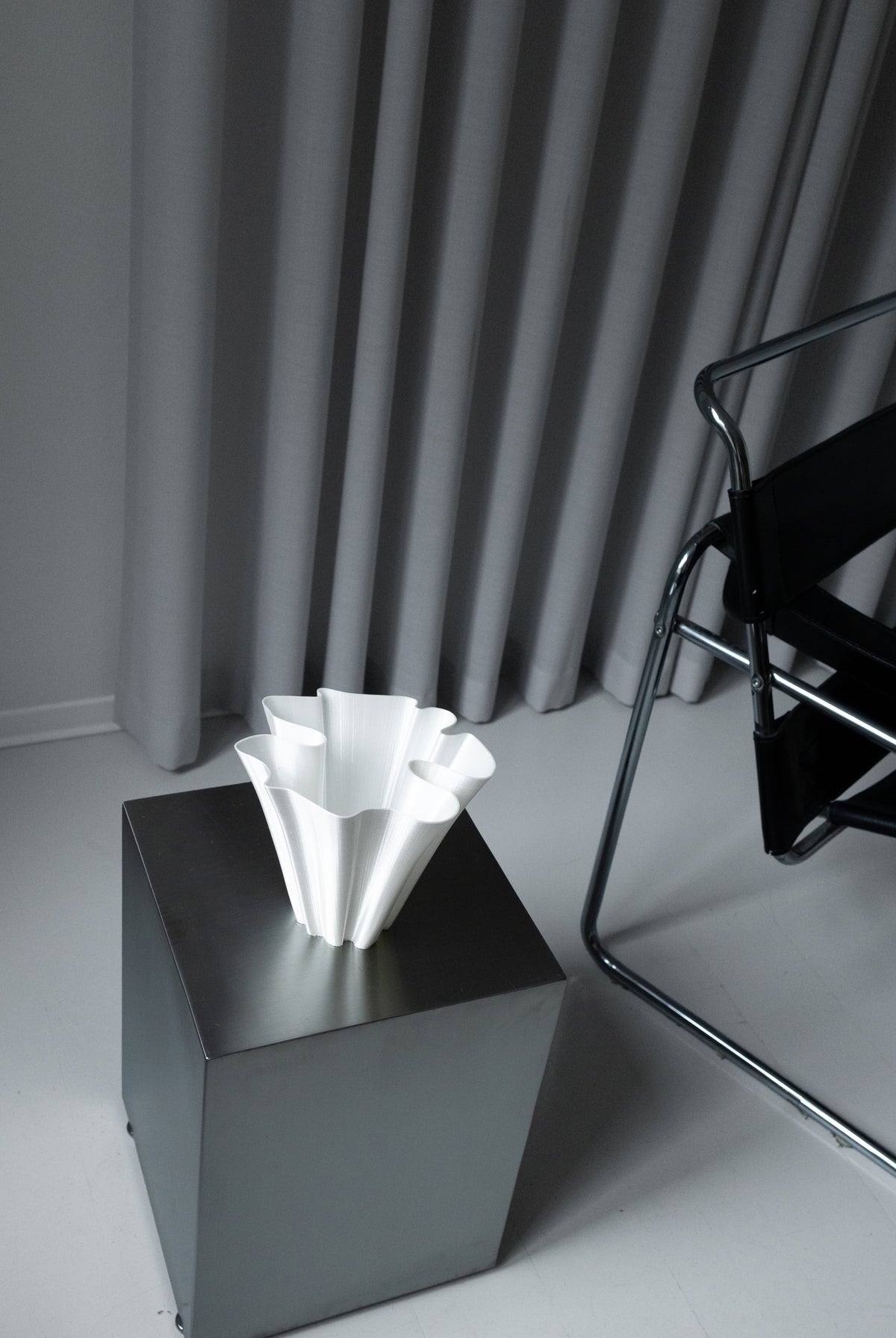 Coral Vase Pearl - Slim