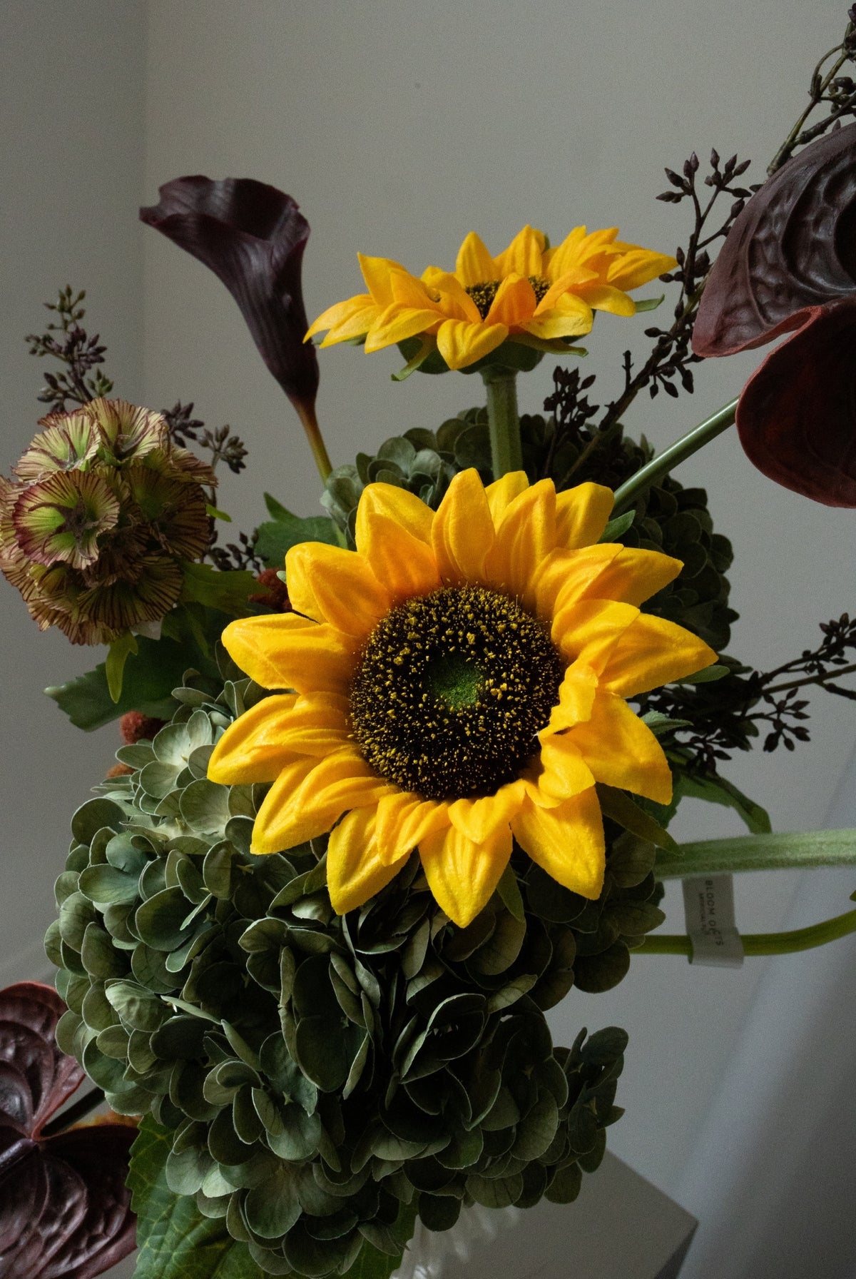 GOLDEN BORDEAUX BUKET