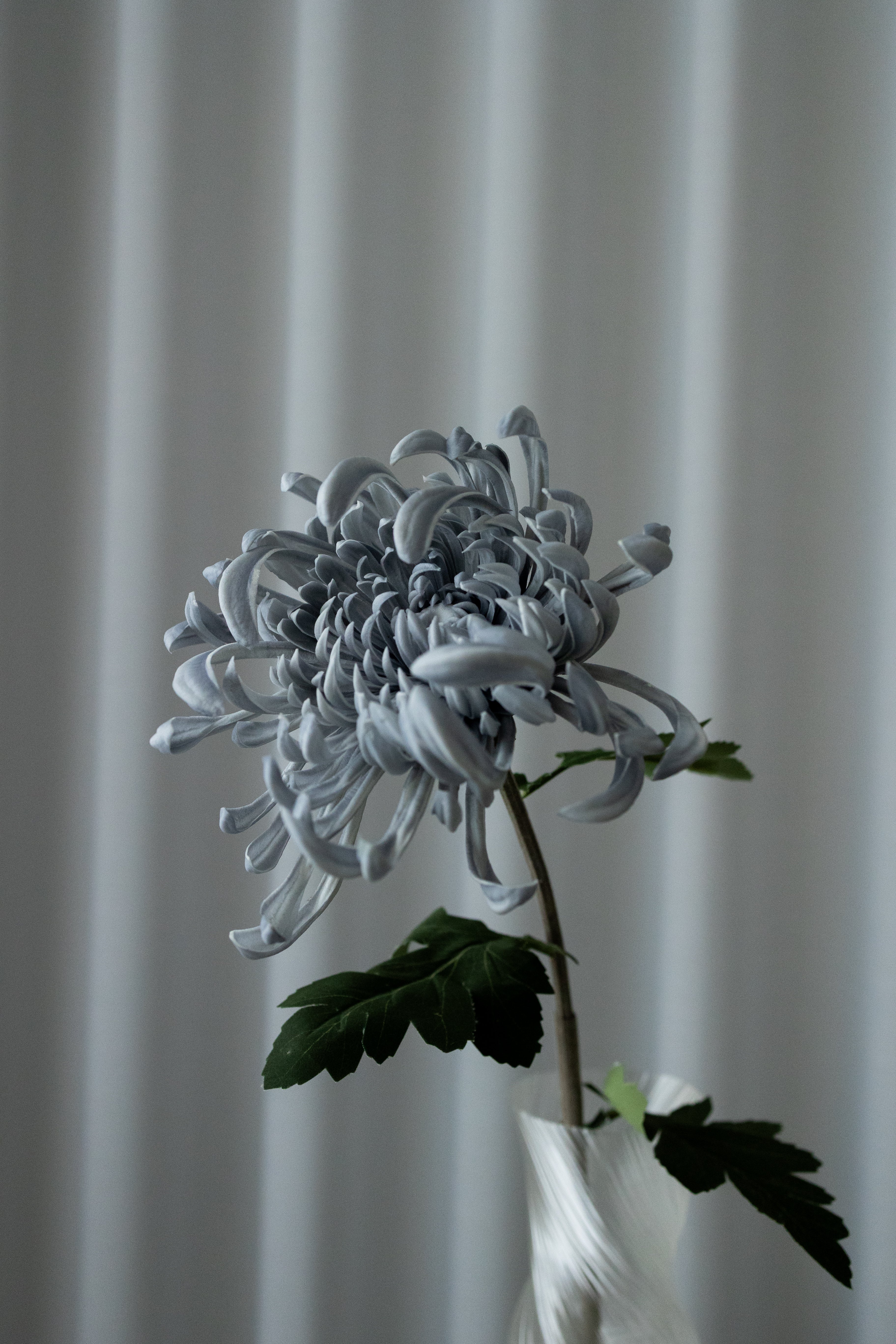 Artificial Lifelike Chrysanthemum - Grey