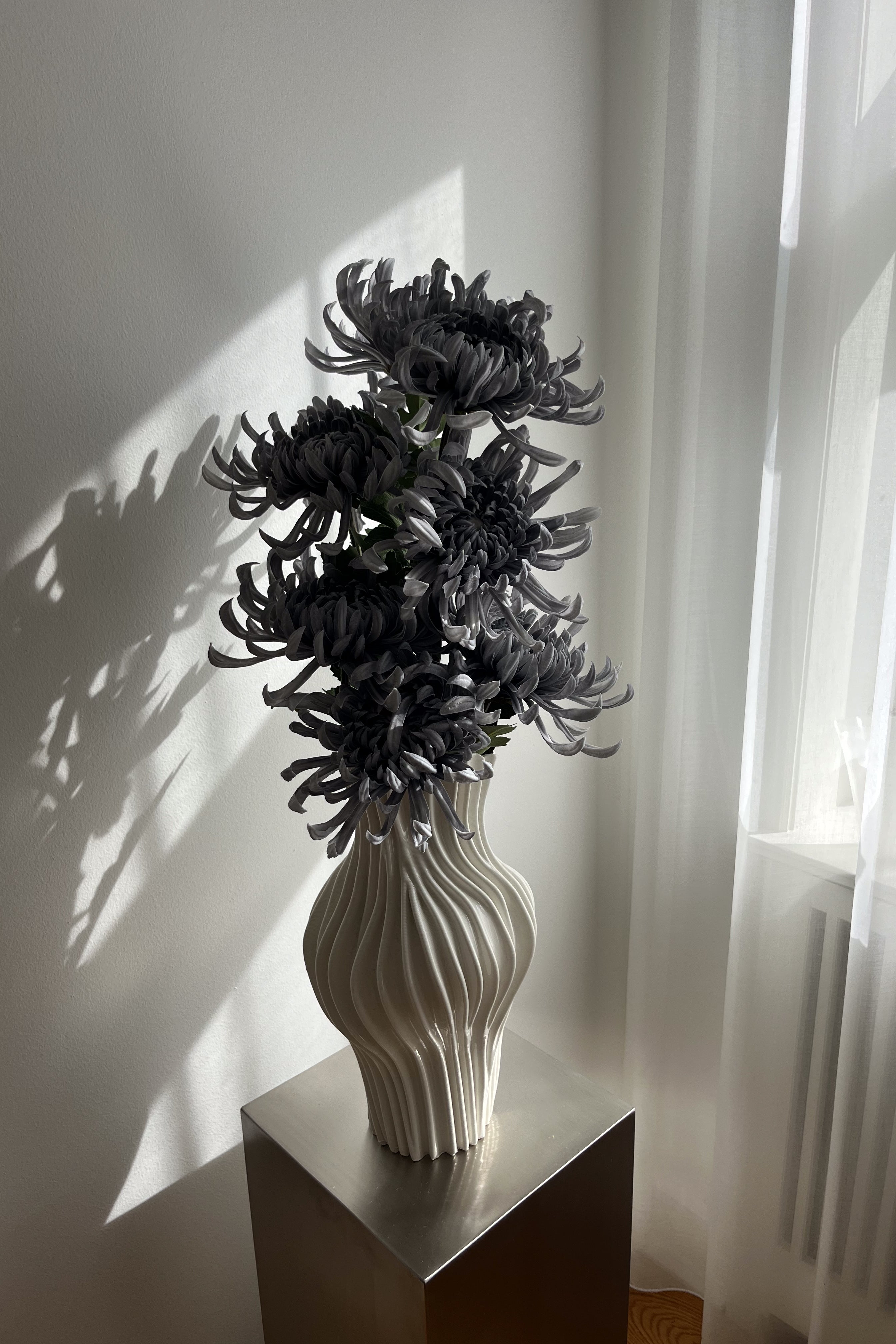 Artificial Lifelike Chrysanthemum - Grey