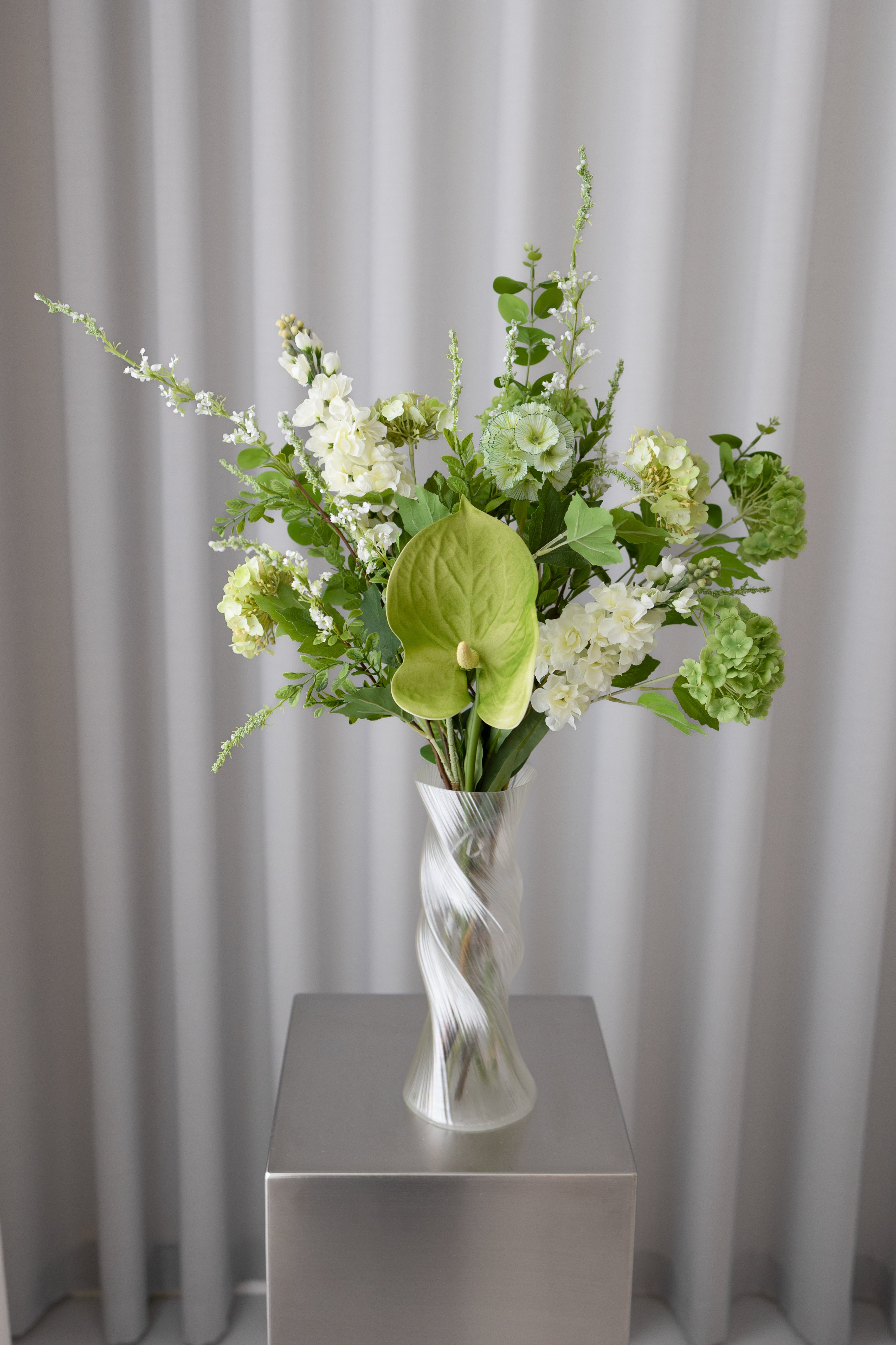 Pistachio Blush Buket