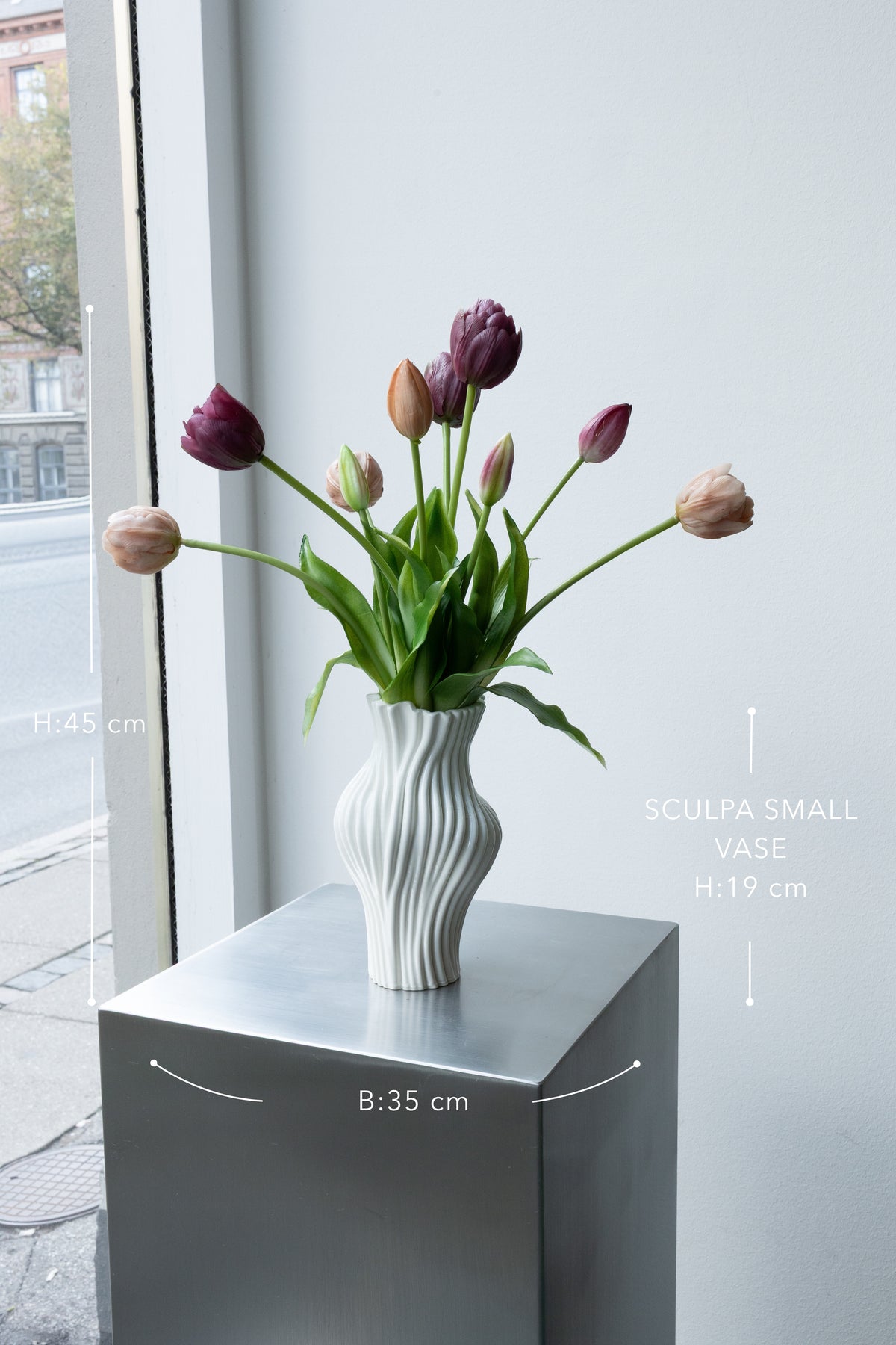 TULIP ROUGE NO. 3 BUKET