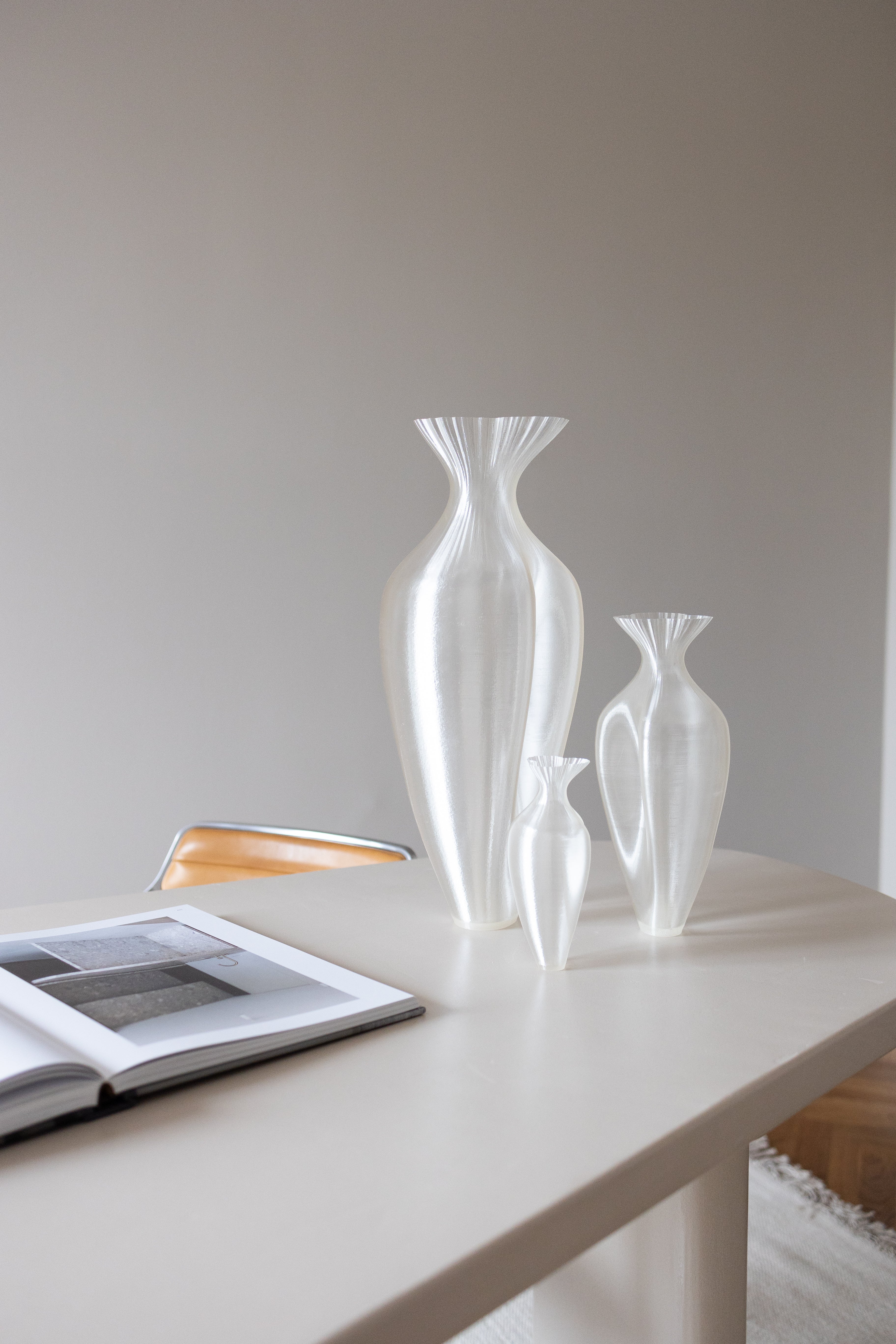 Tempus Vase - Medium