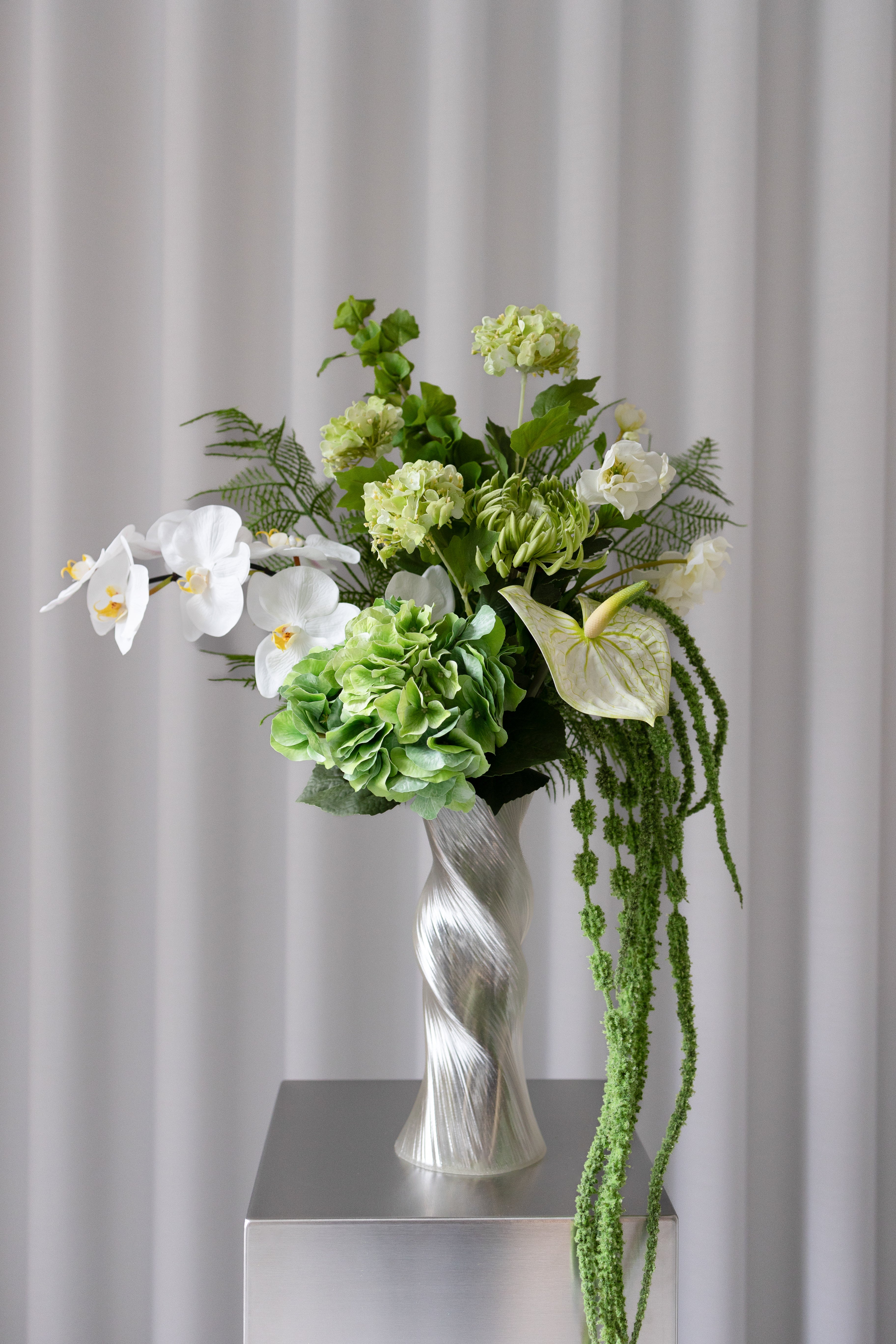 White Orchid Buket