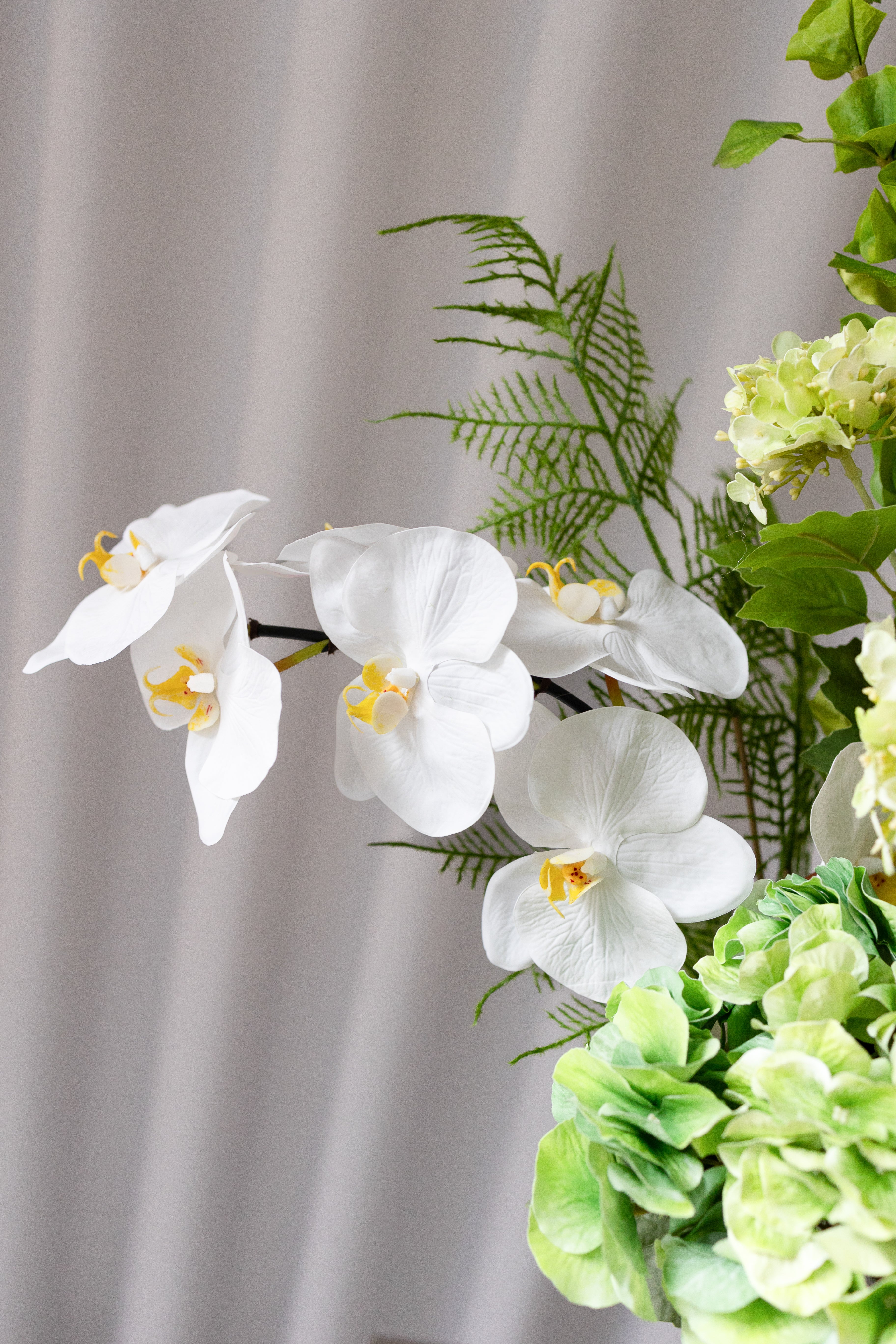 White Orchid Buket