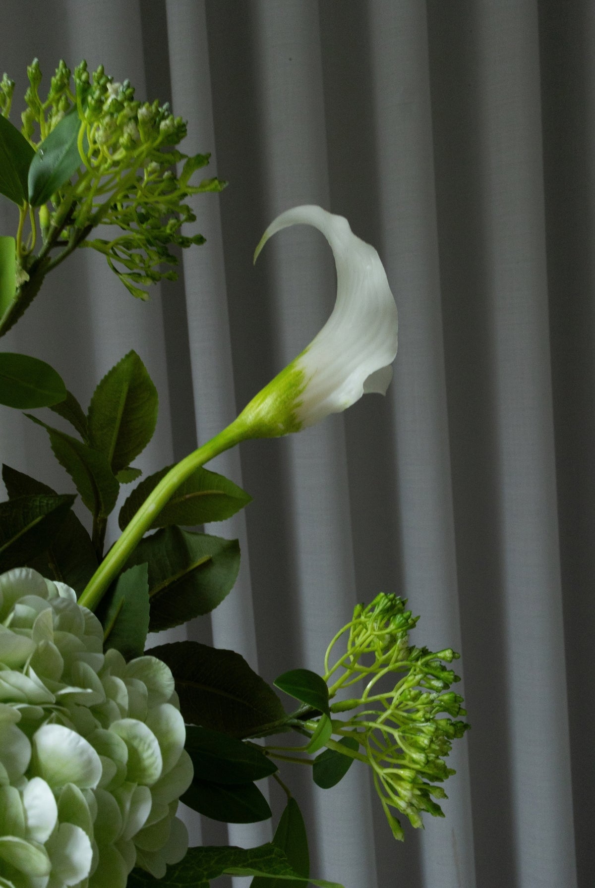 GREEN VEIL BOUQUET