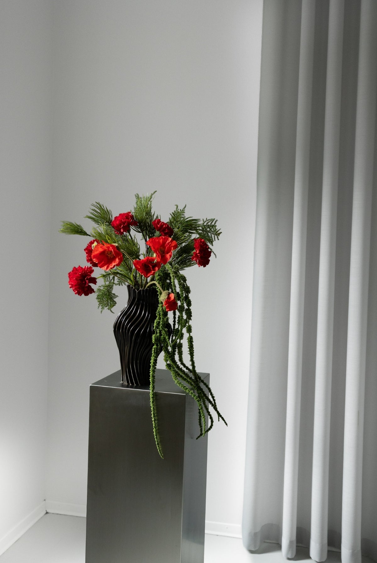 WINTER VEIL BOUQUET