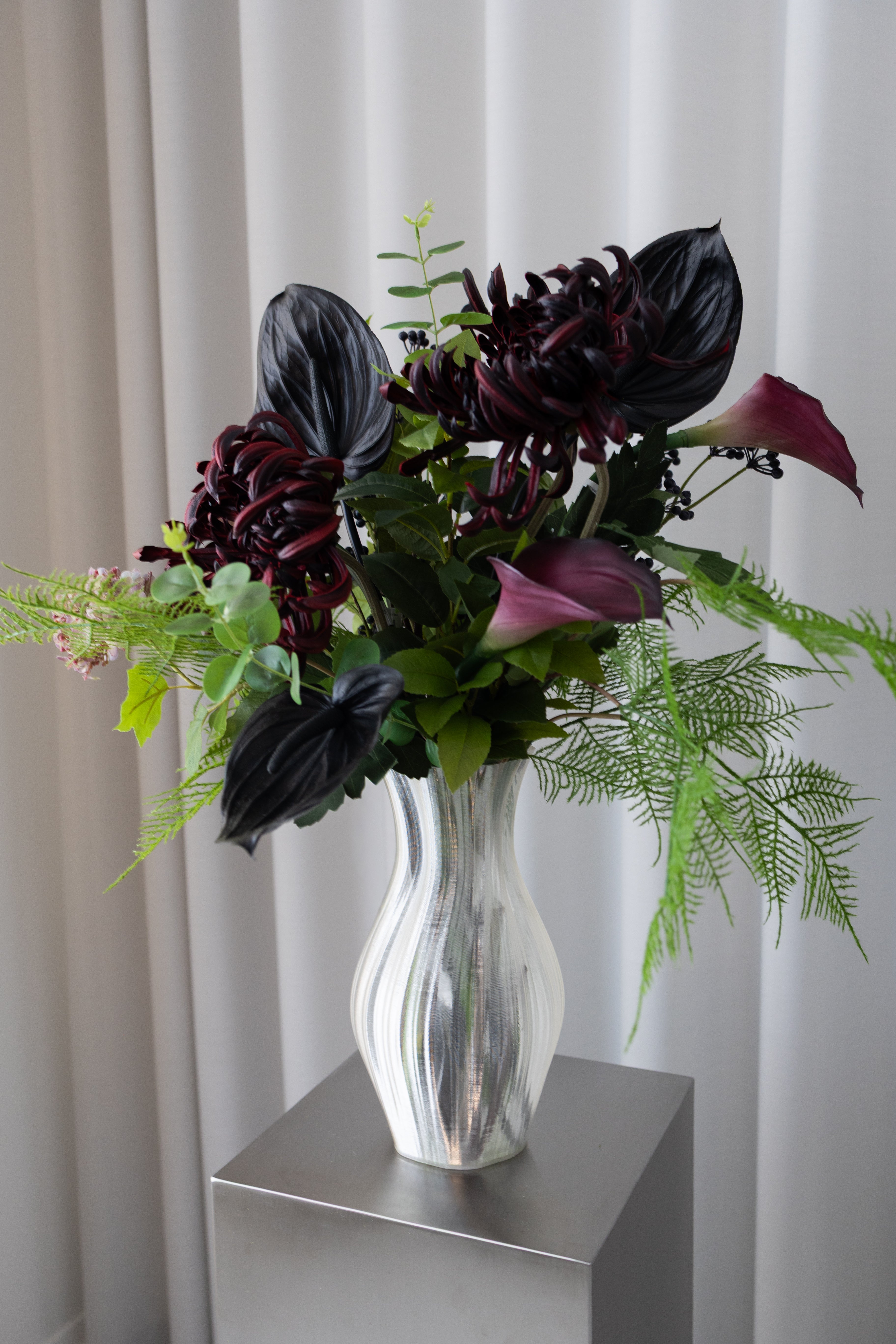 Dark Flora Bouquet