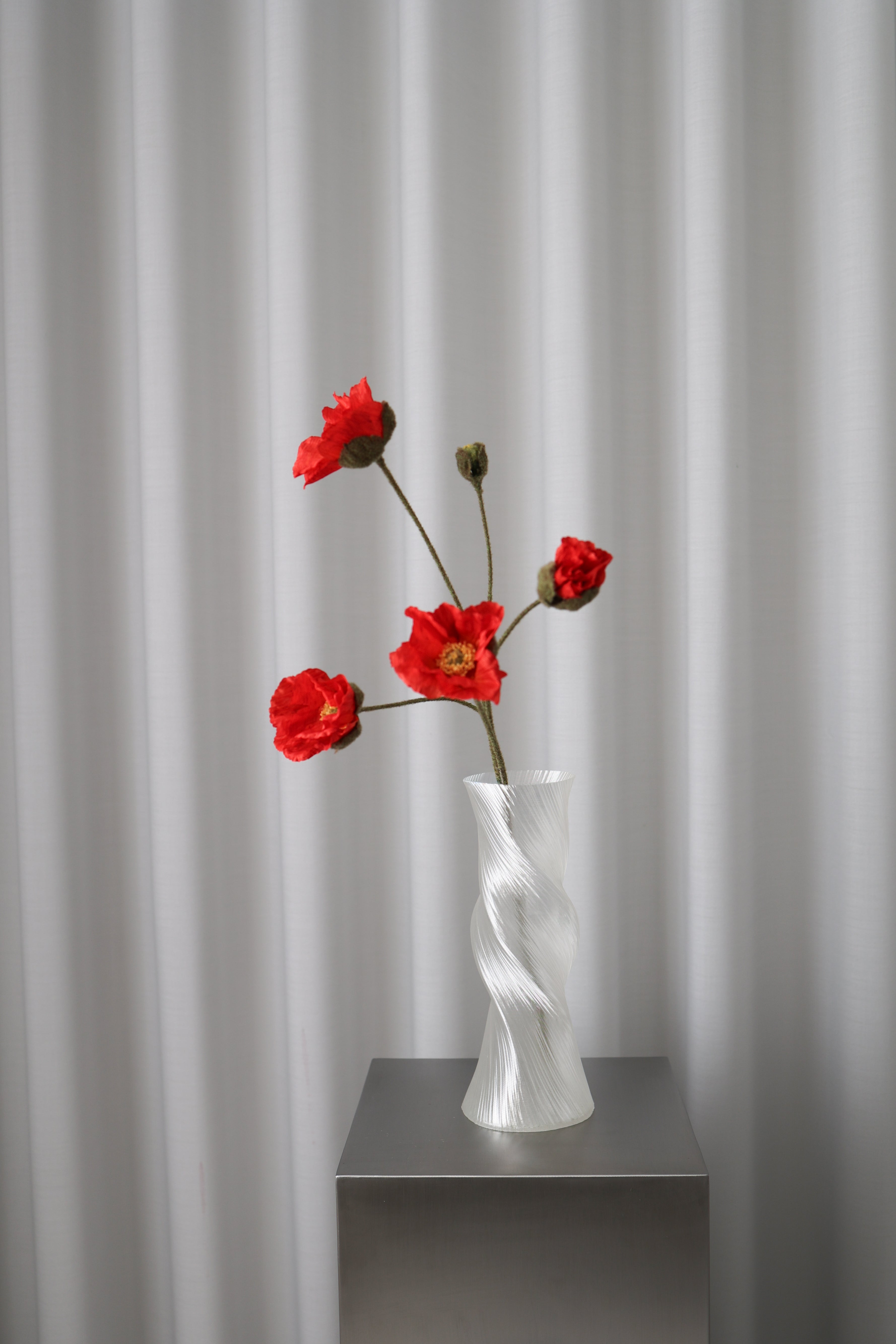 KUNSTIG NATURTRO VALMUE - NATUR RØD