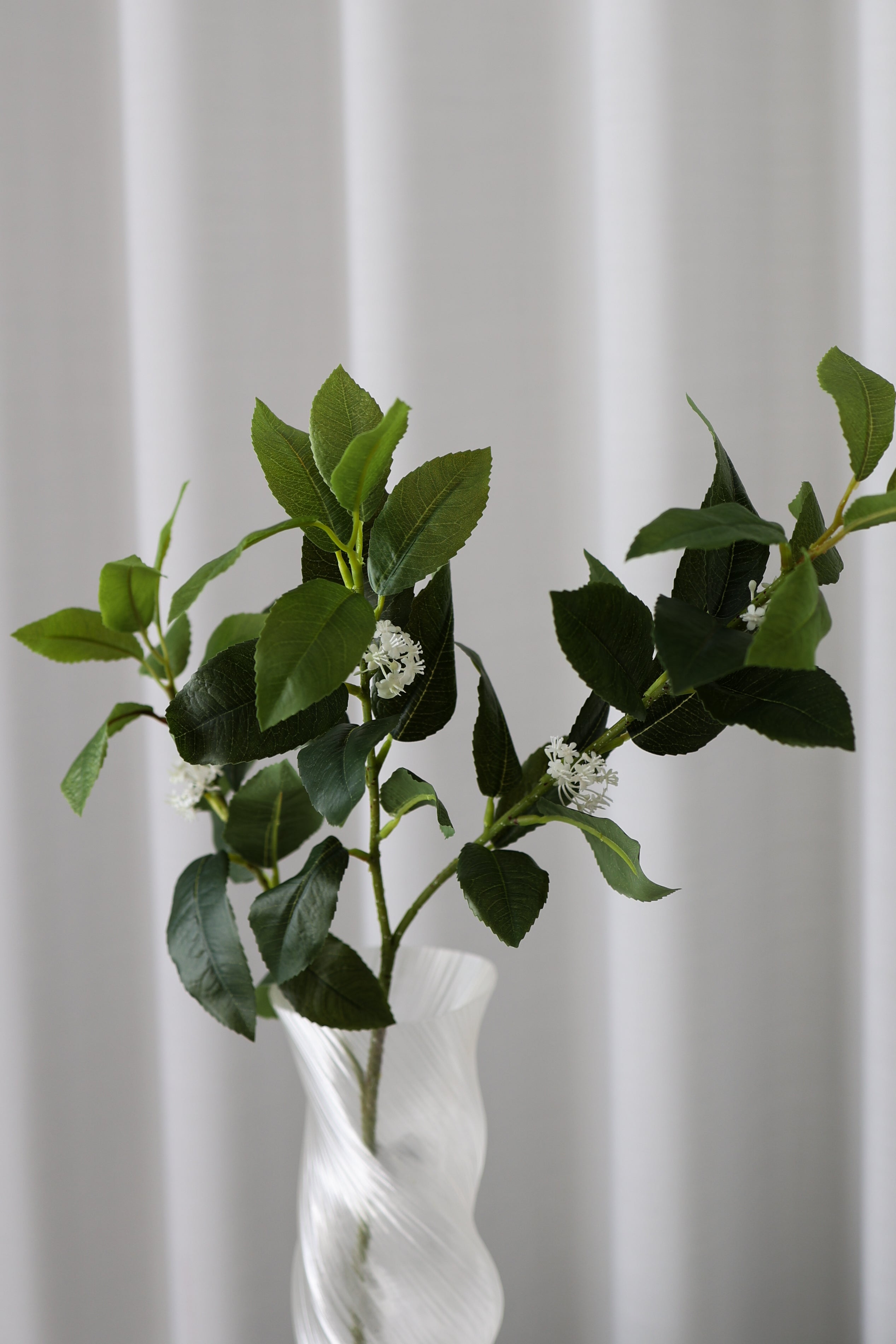 Kunstige skovbær blade