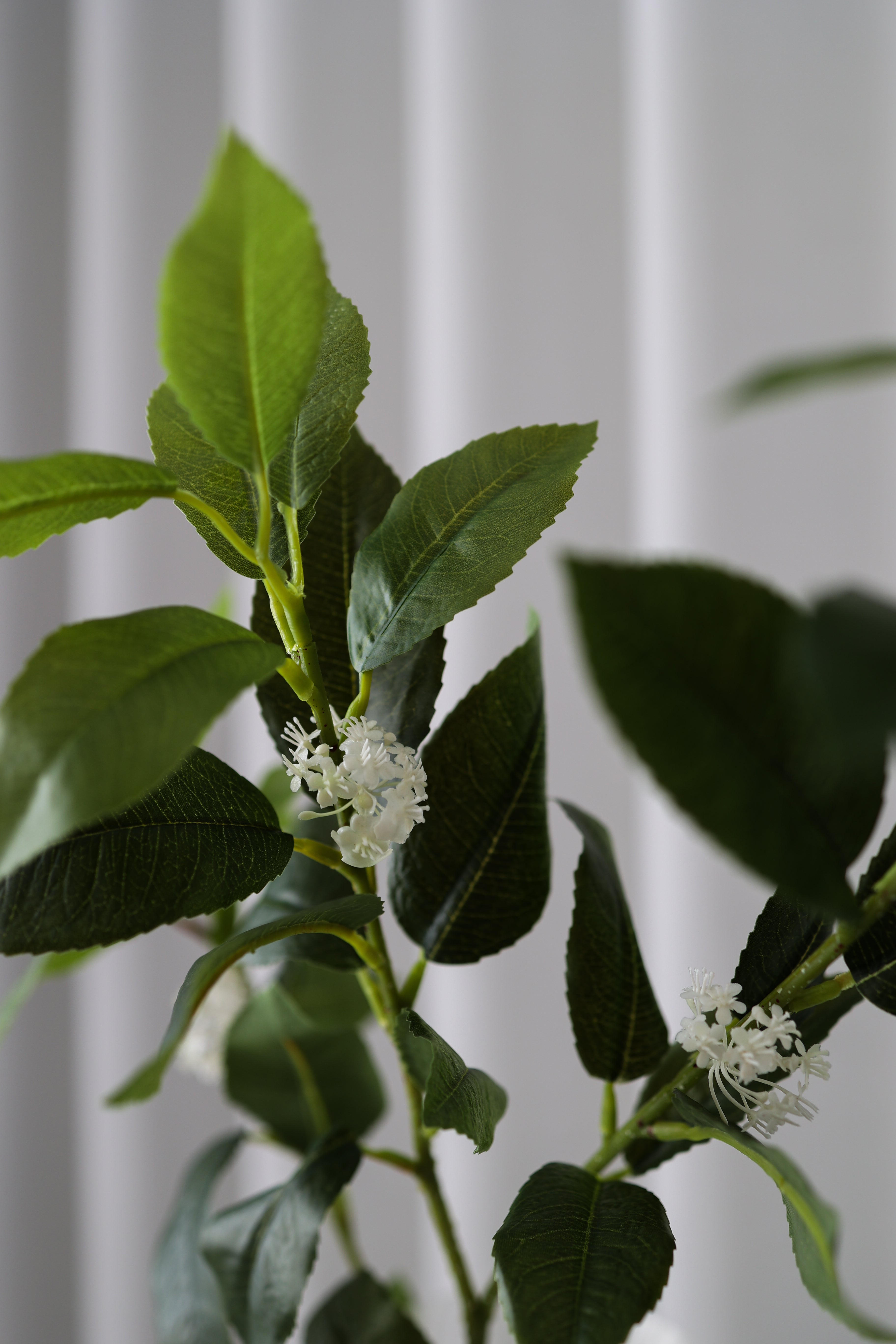 Kunstige skovbær blade