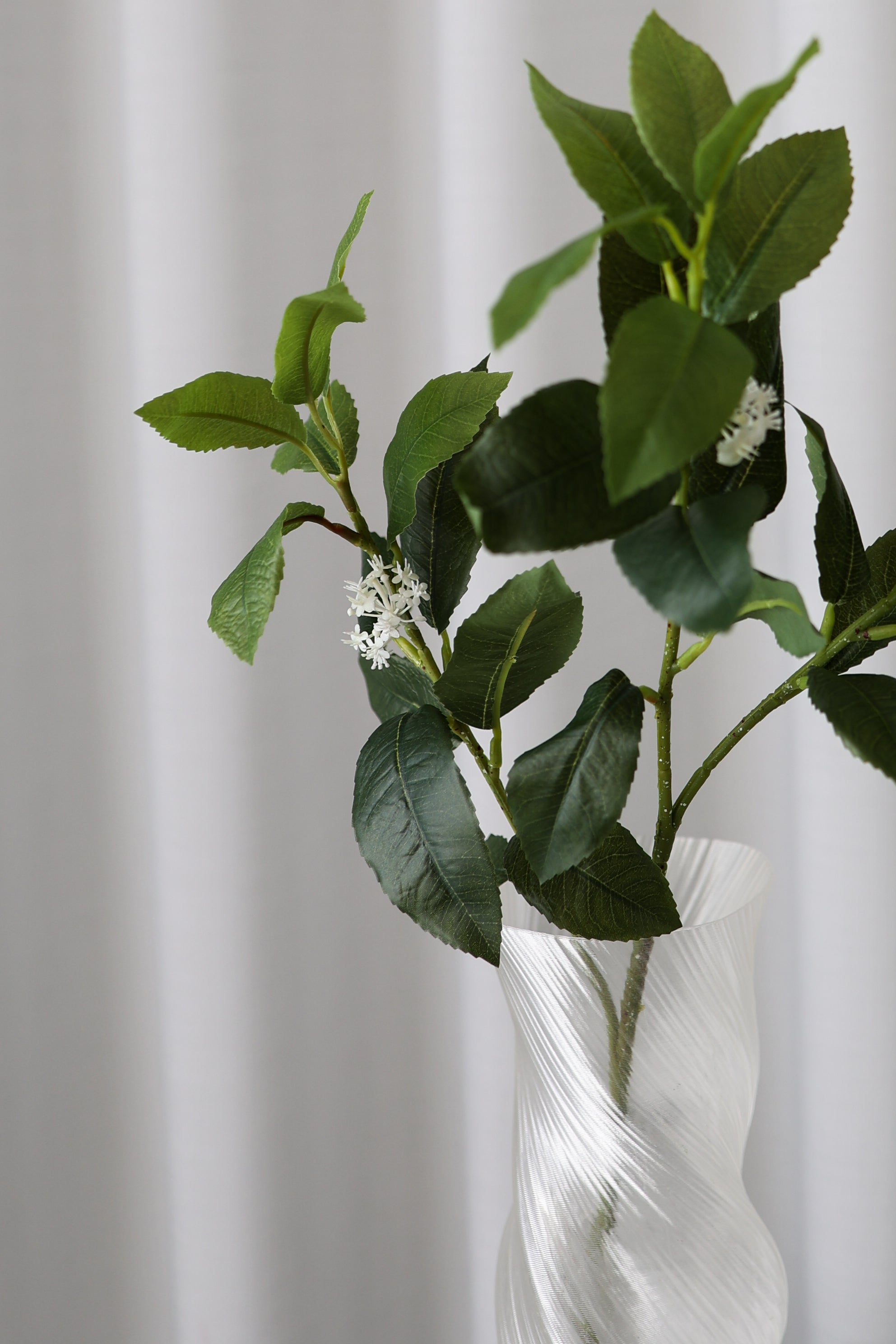 Artificial Green Leaves Berry - White