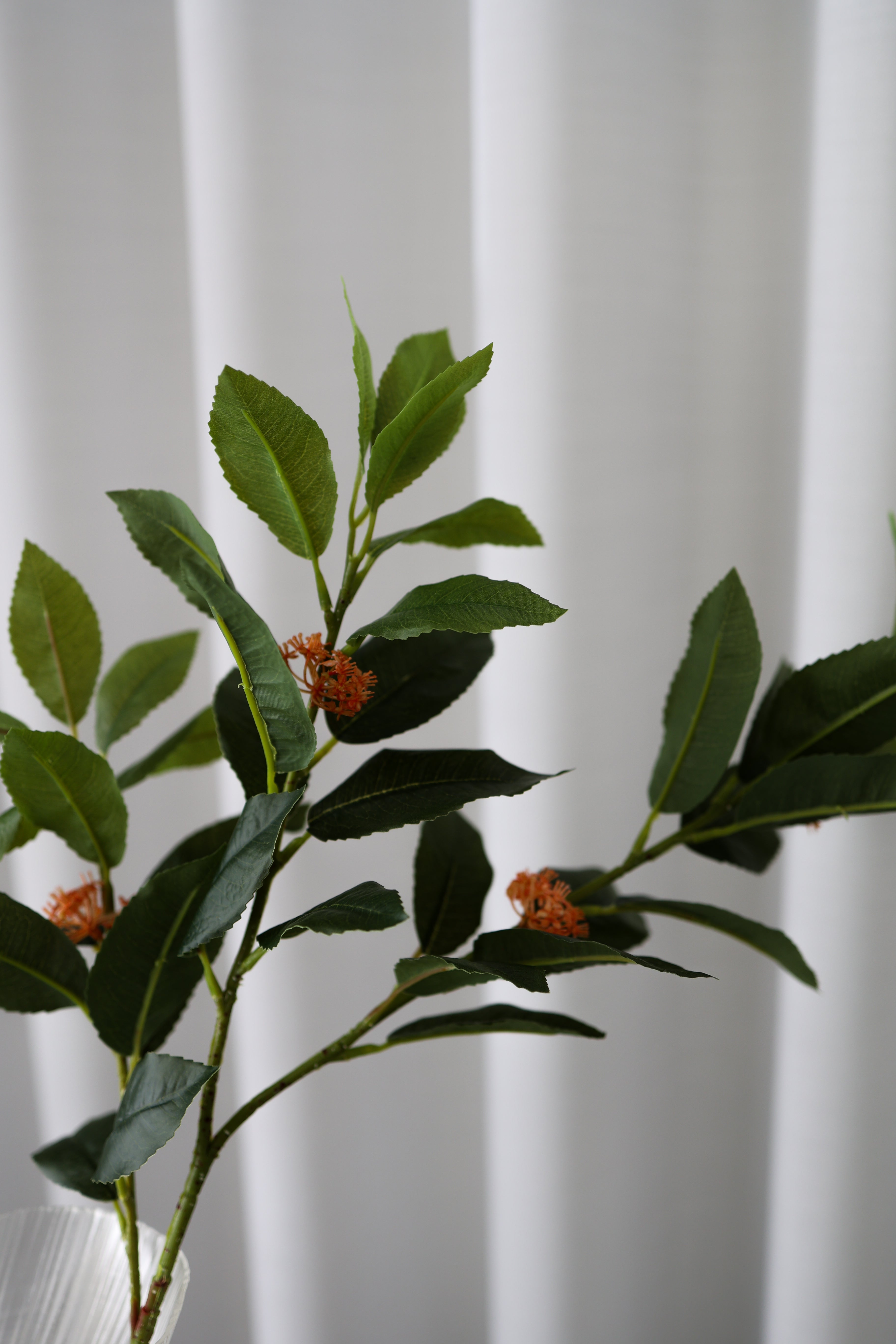 Kunstige skovbær blade