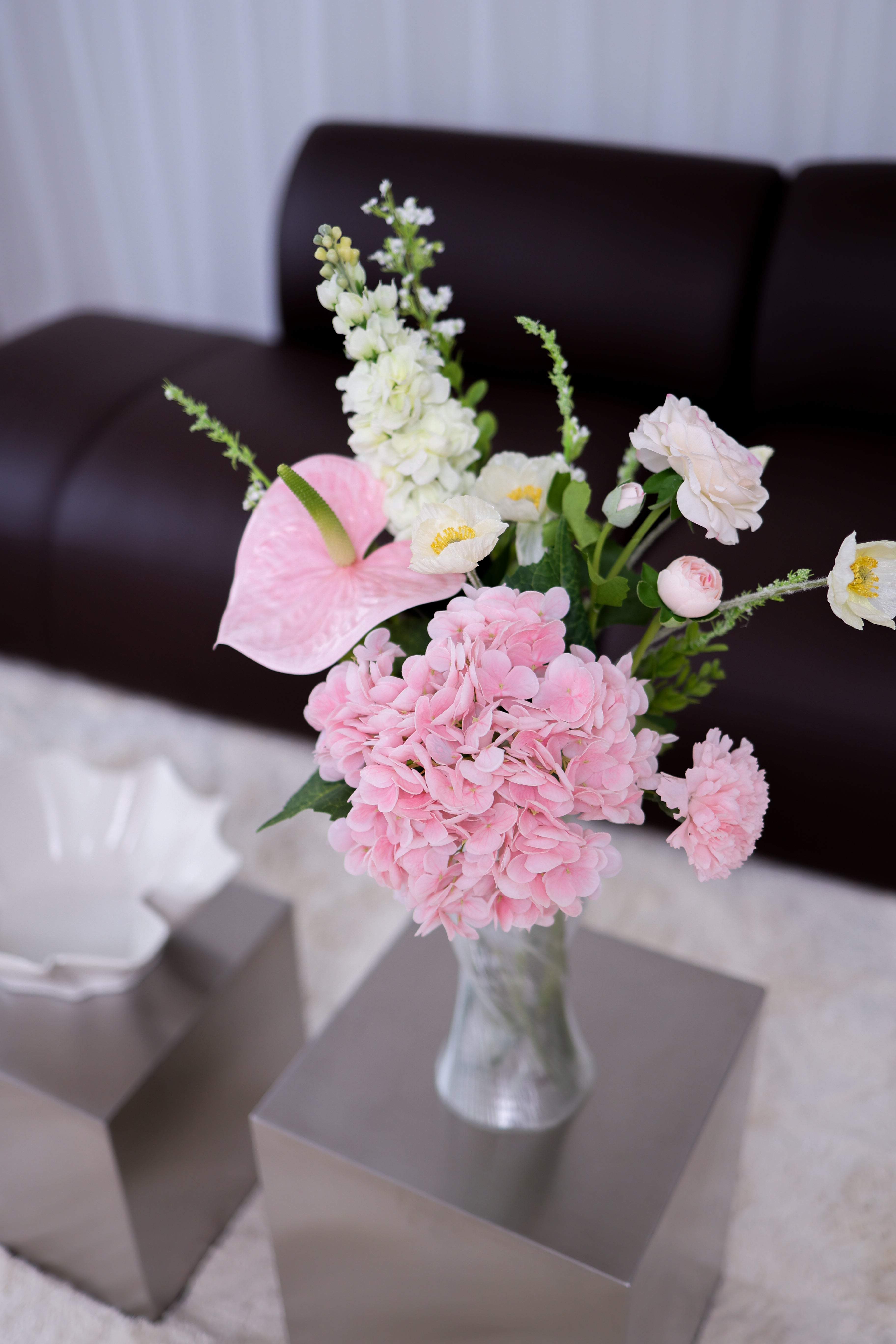 Girls lift Girls Bouquet