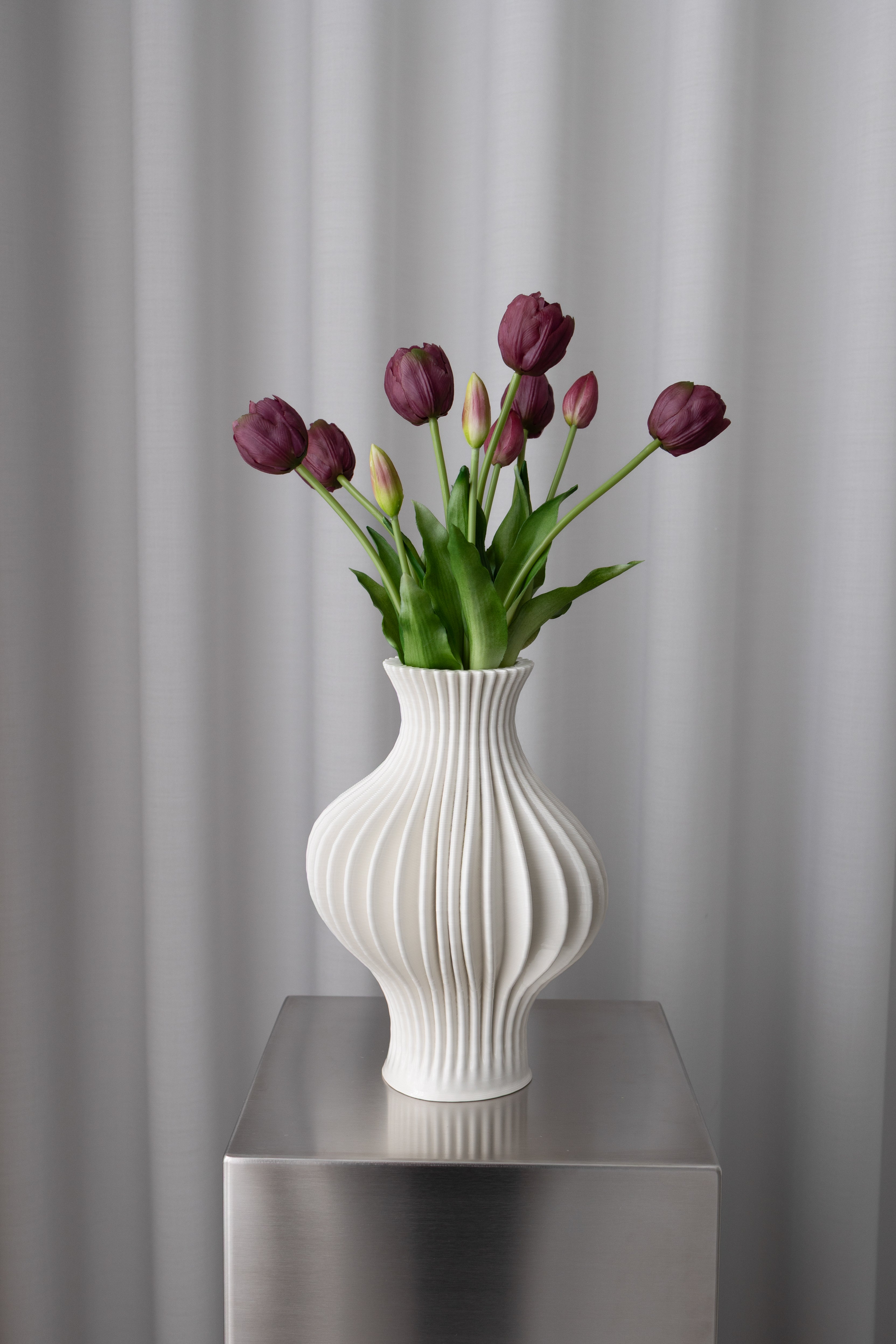 Bordeaux Tulip Bouquet - 2 Bundles