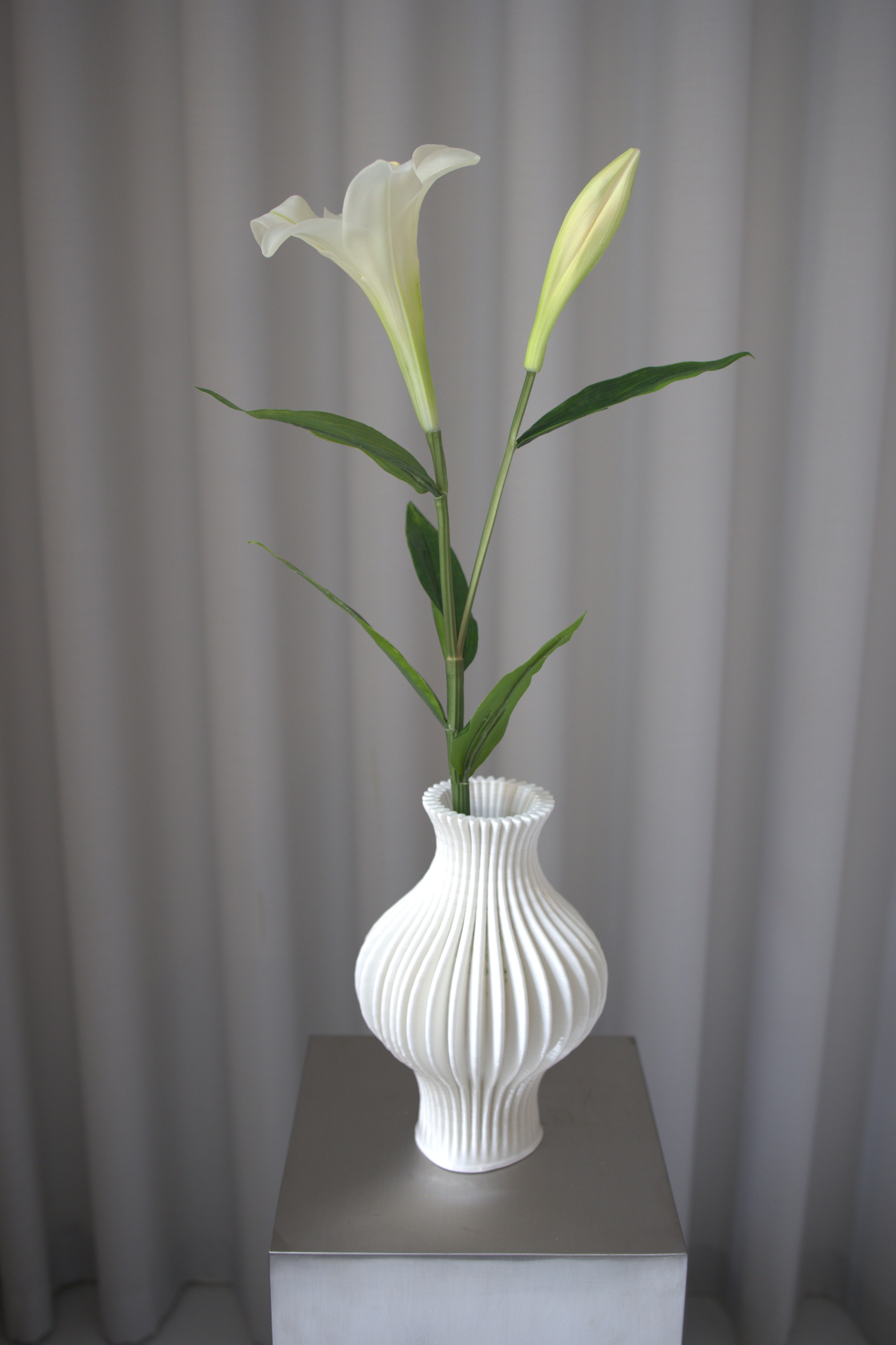 Artificial Lifelike Lily - White