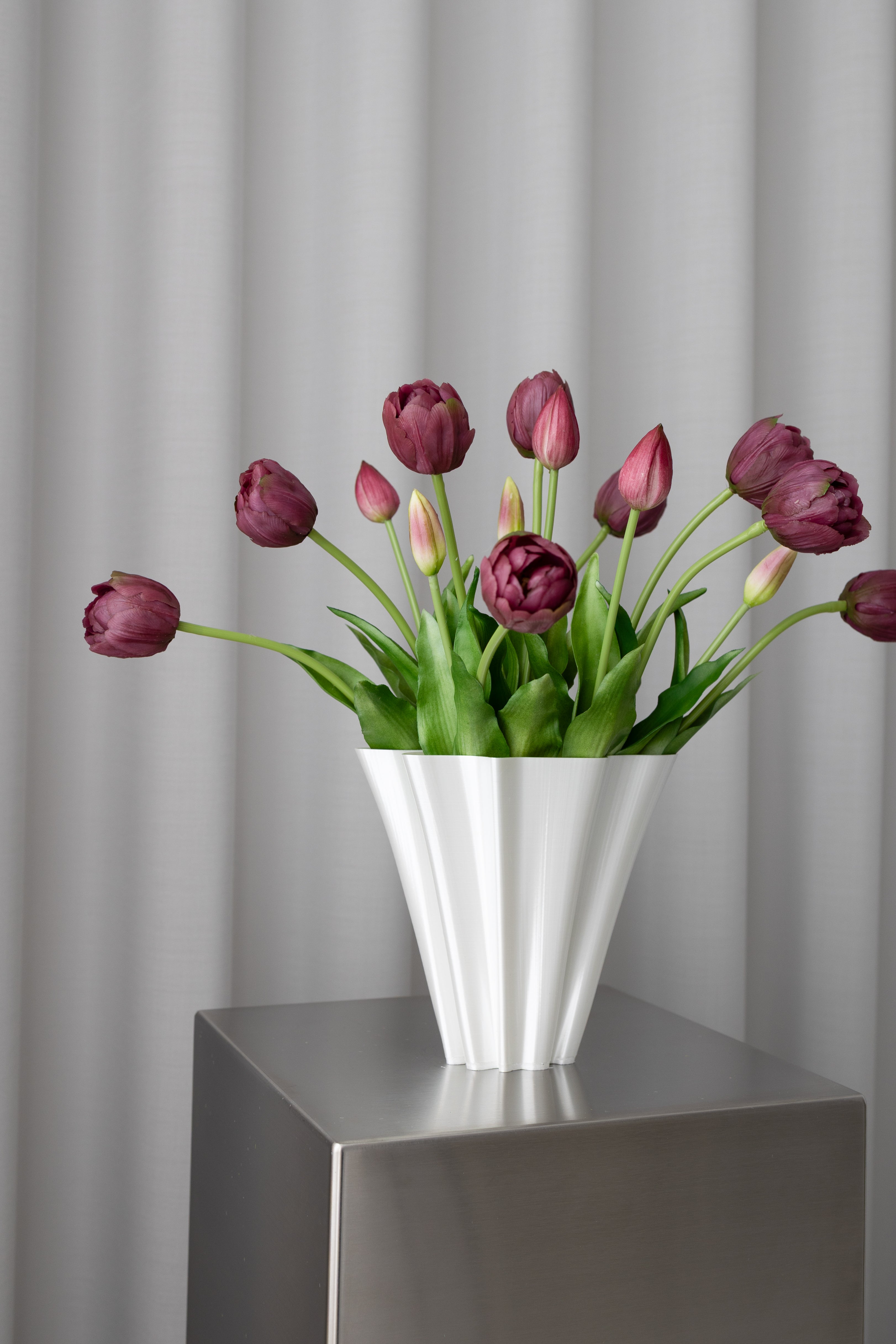 Bordeaux Tulip Bouquet - 3 Bundles