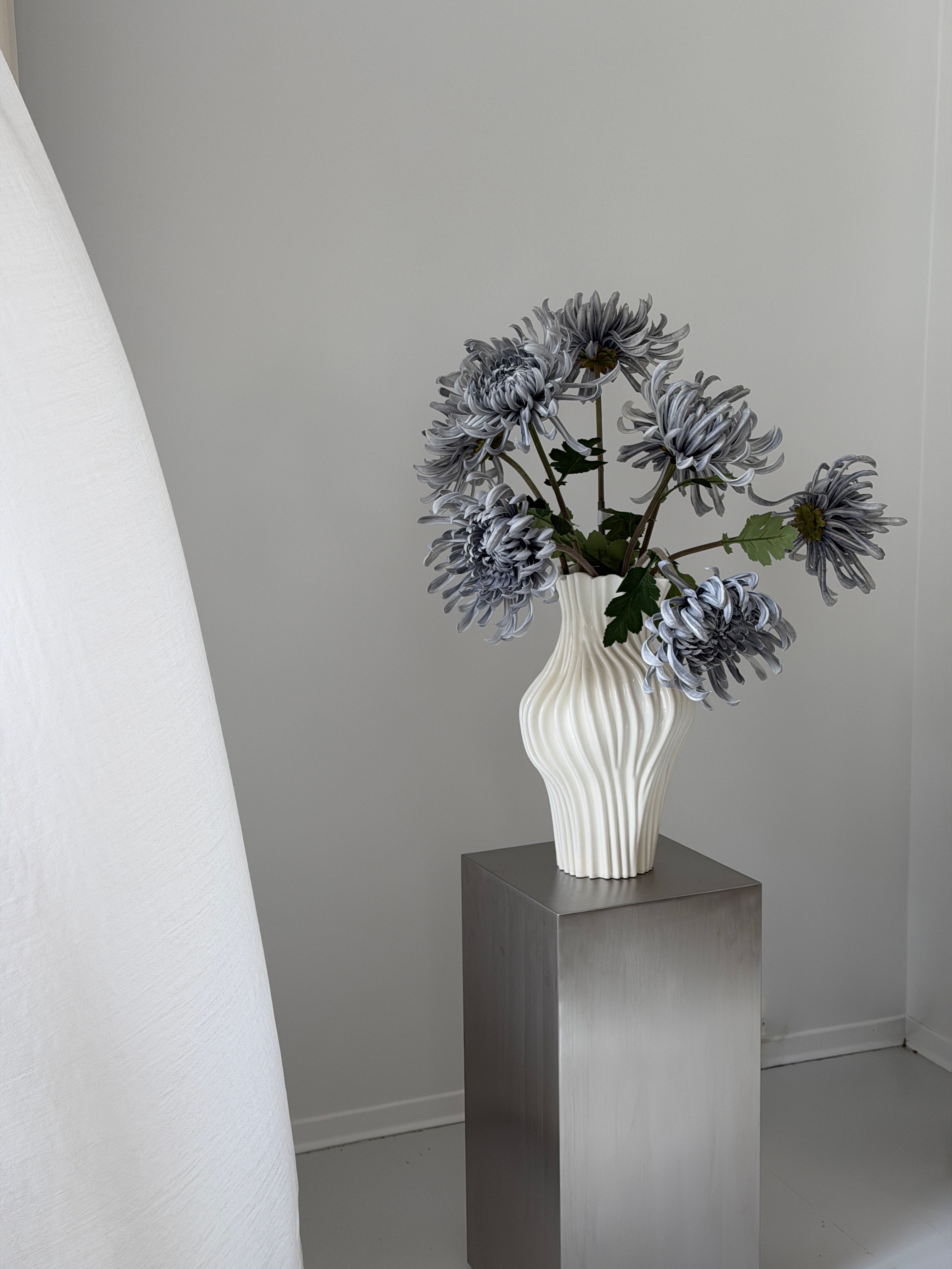 CHROME BLOOM SCULPTURE