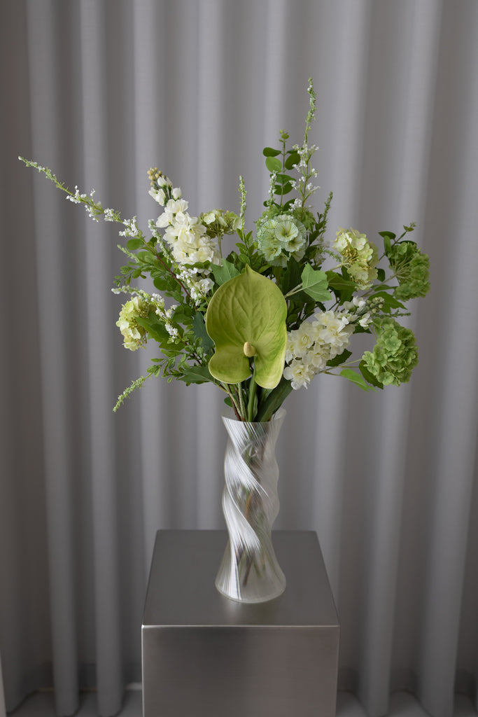 Artificial flowers & timeless interior – BLOOM OBJECTS