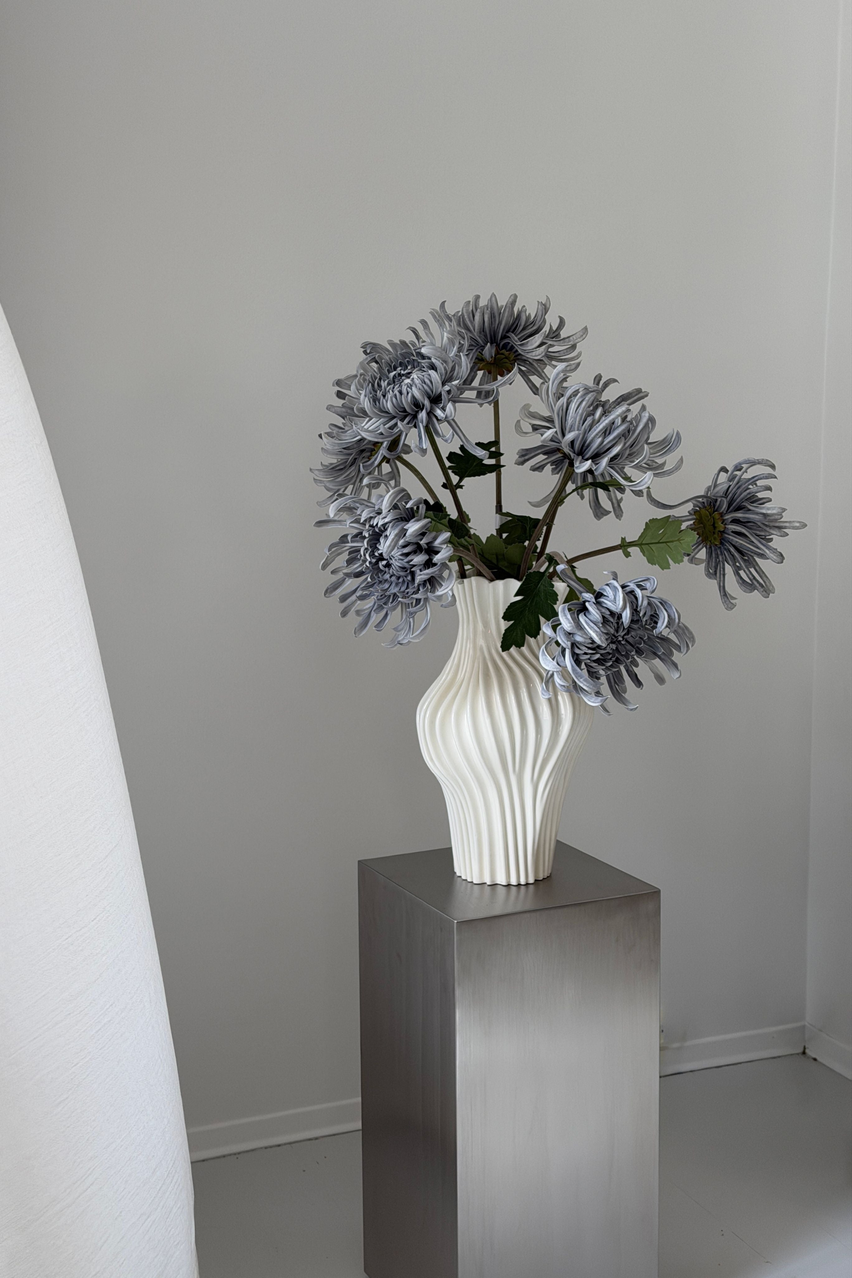 CHROME BLOOM SCULPTURE