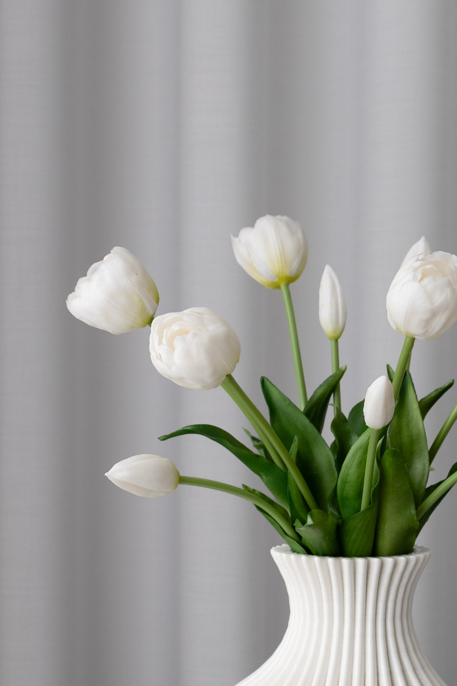 White Tulip Bouquet - 2 Bundles
