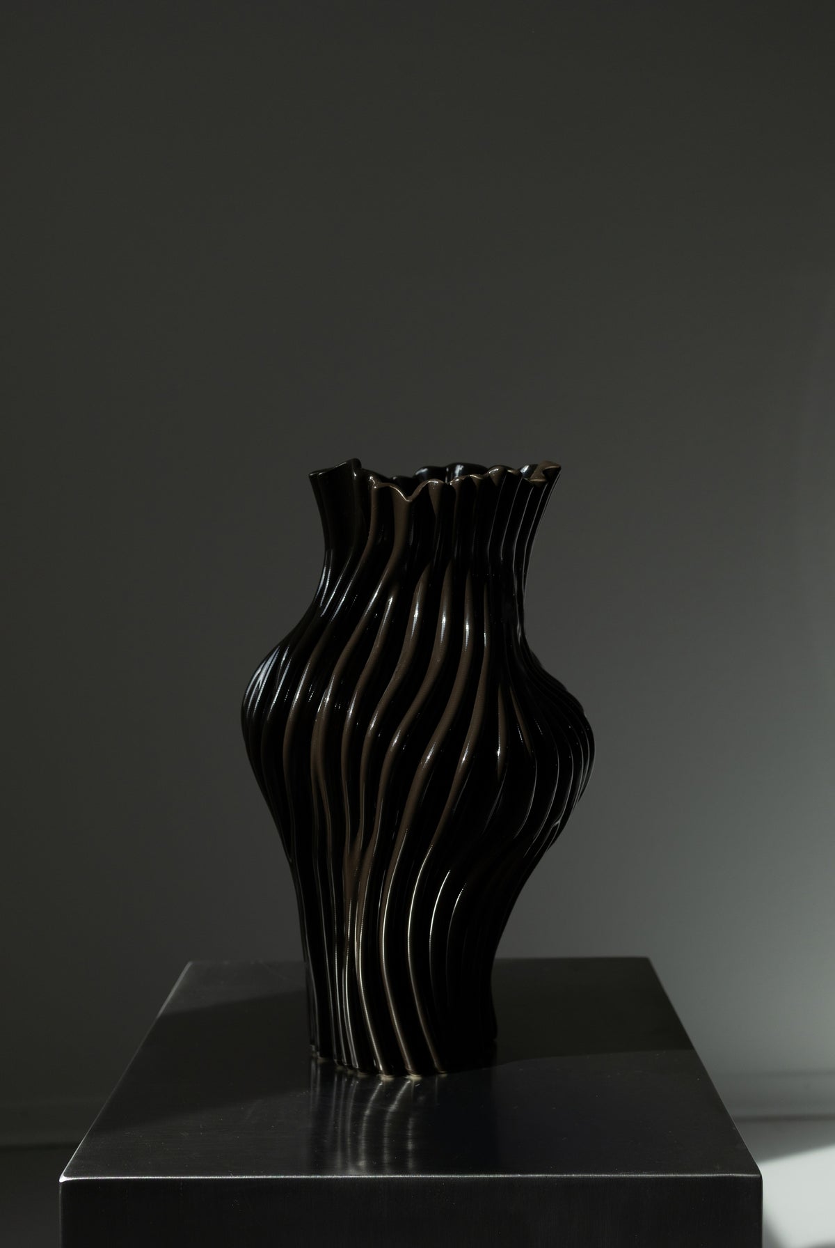 SCULPA VASE - Chestnut