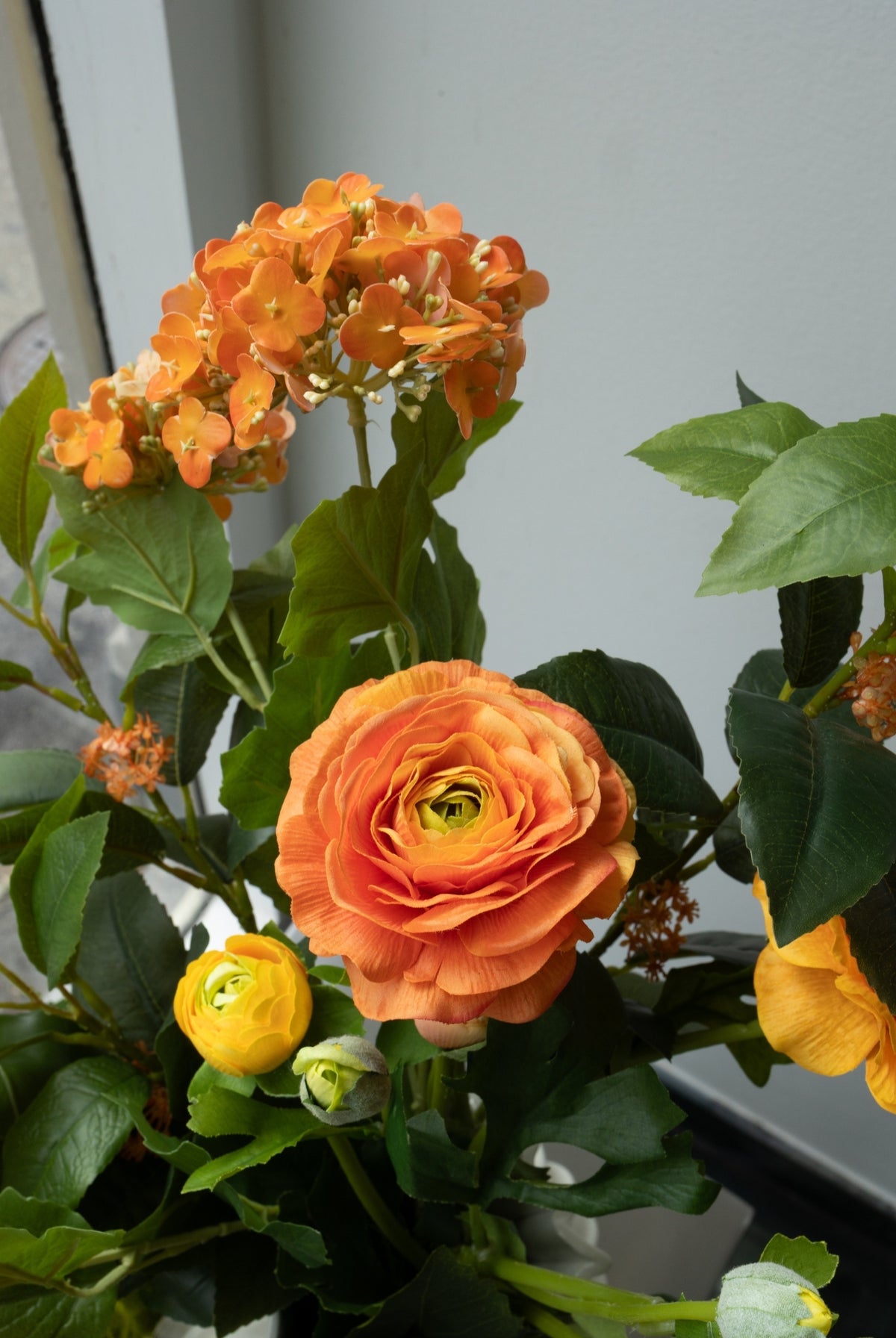 SOFT AUBURN BOUQUET