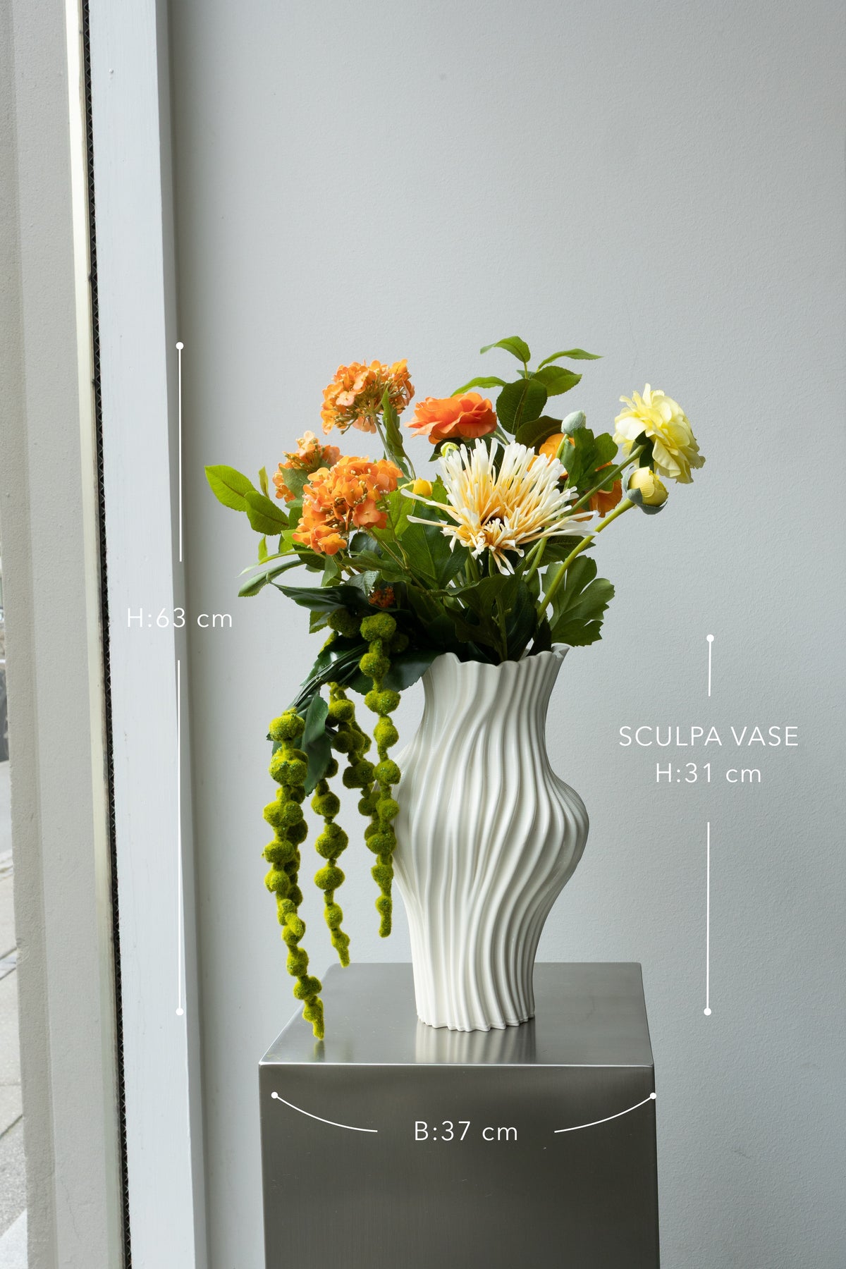 SOFT AUBURN BOUQUET